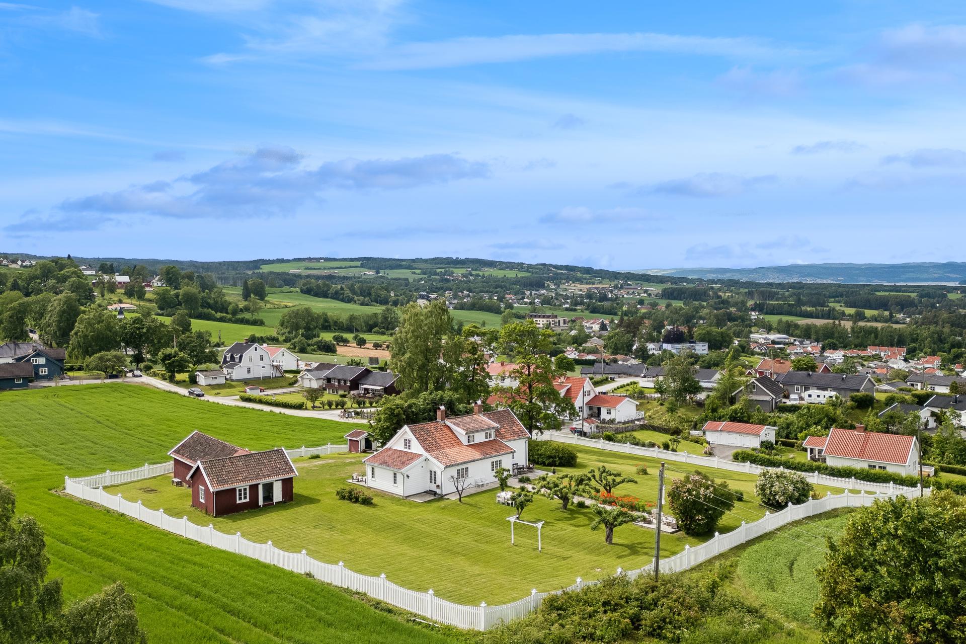 Velkommen til Skrivervegen 20 Og 22! Foto: Lelde Bonfelde-Lapina for EFKT . Bilde nummer 1 av 3