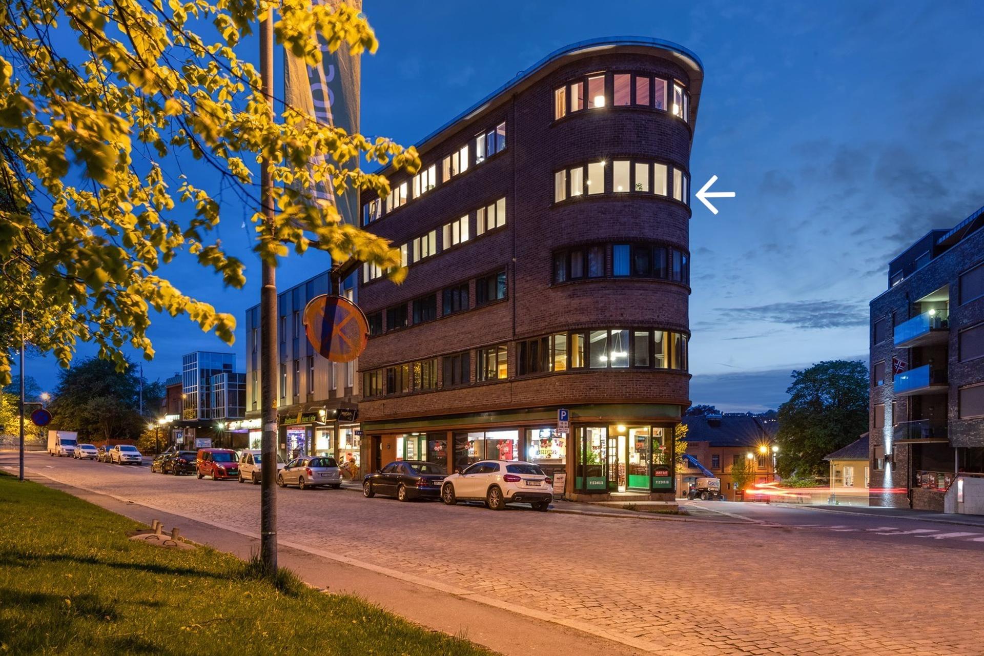 Stor og moderne 5-roms leilighet med hybel - sentralt i Moss. Bilde nummer 1 av 3