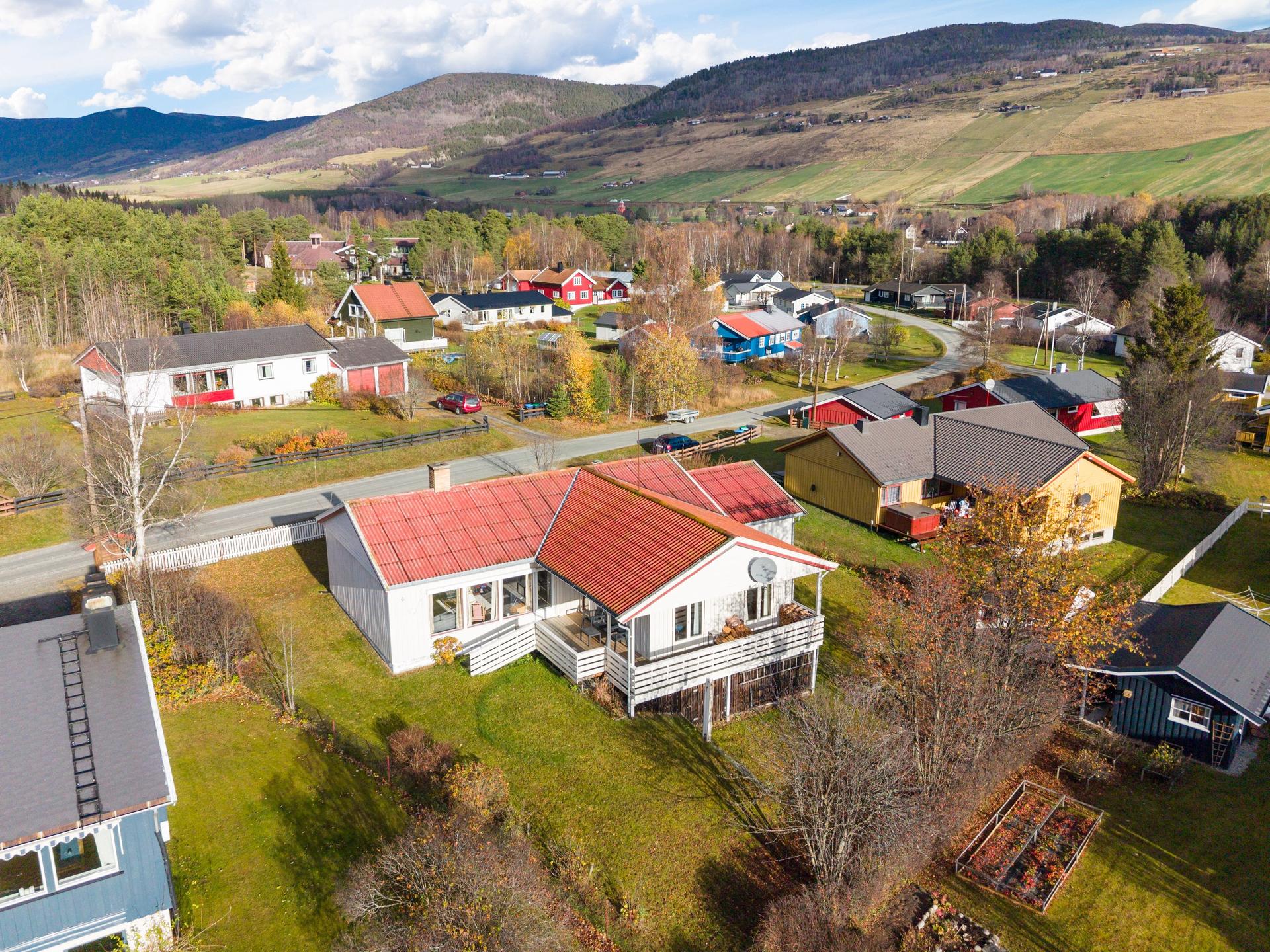 Eiendomsmegler 1 v/Anders Øium presenterer Slettmoen 12! Foto: Ivar Flagestad. Bilde nummer 1 av 3