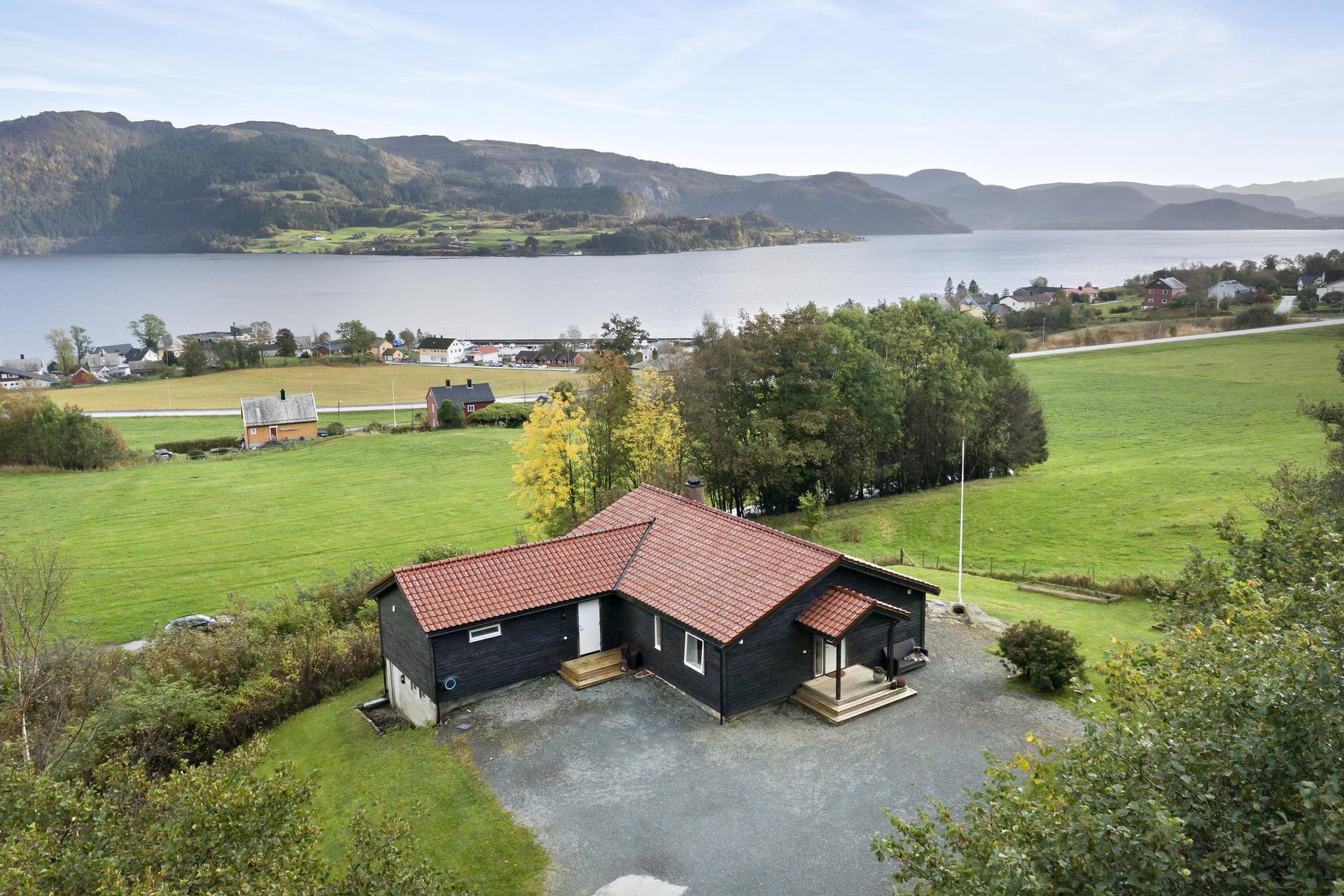Velkomen til Morkavegen 18! Foto: Vidar Helle/Diakrit. Bilde nummer 1 av 3