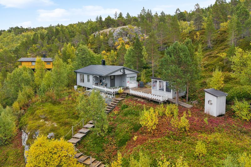 Lavangsnesveien 1084