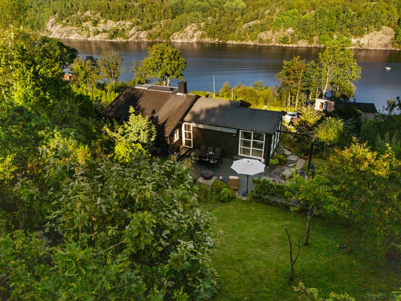 Nesvegen 892