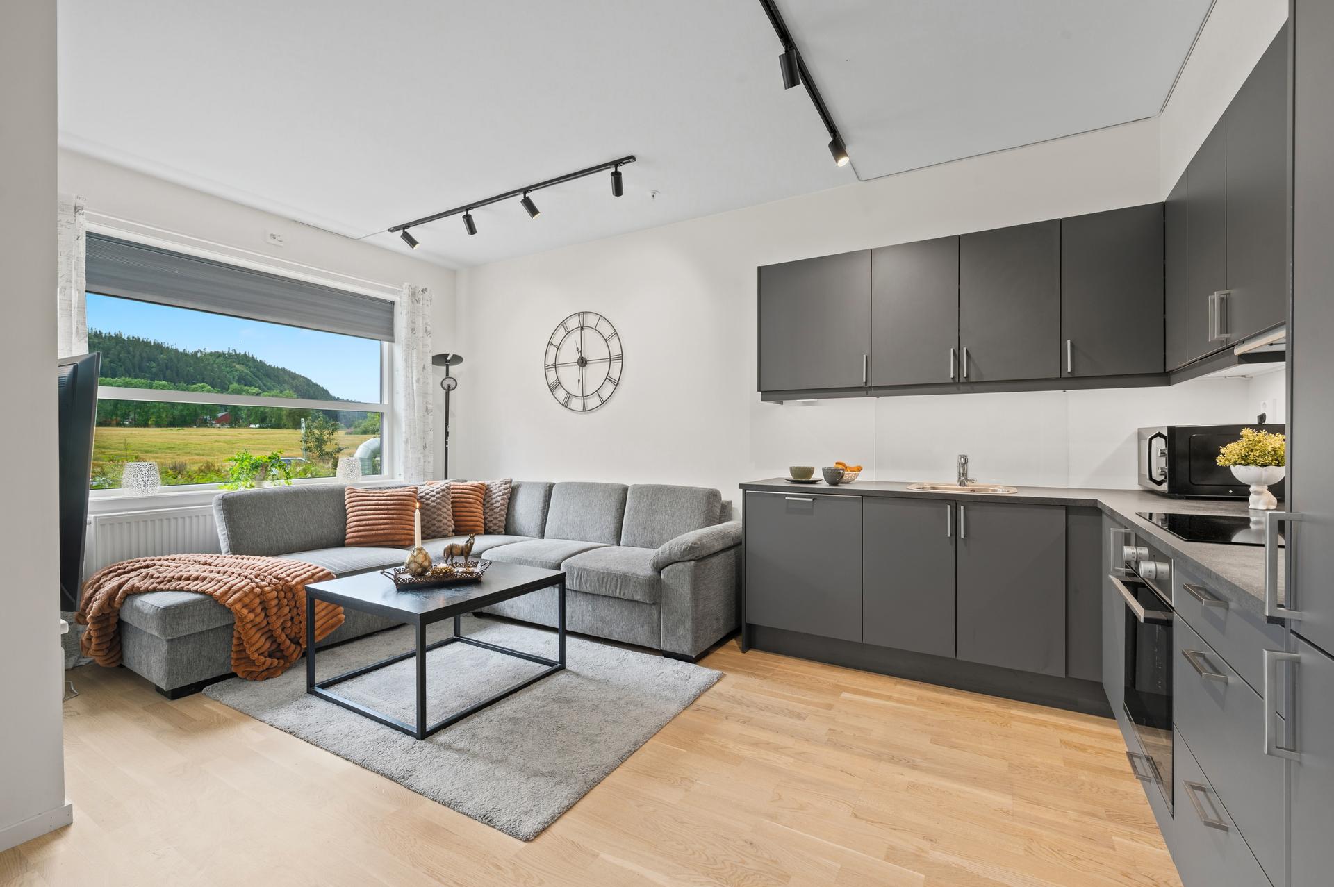 EiendomsMegler 1 v/Marius Aune Olsen har gleden av å presentere Solveig Abrahamsens Veg 44! Foto: Krokstad & Nervik v/ Jens-Martin Nervik. . Bilde nummer 1 av 3