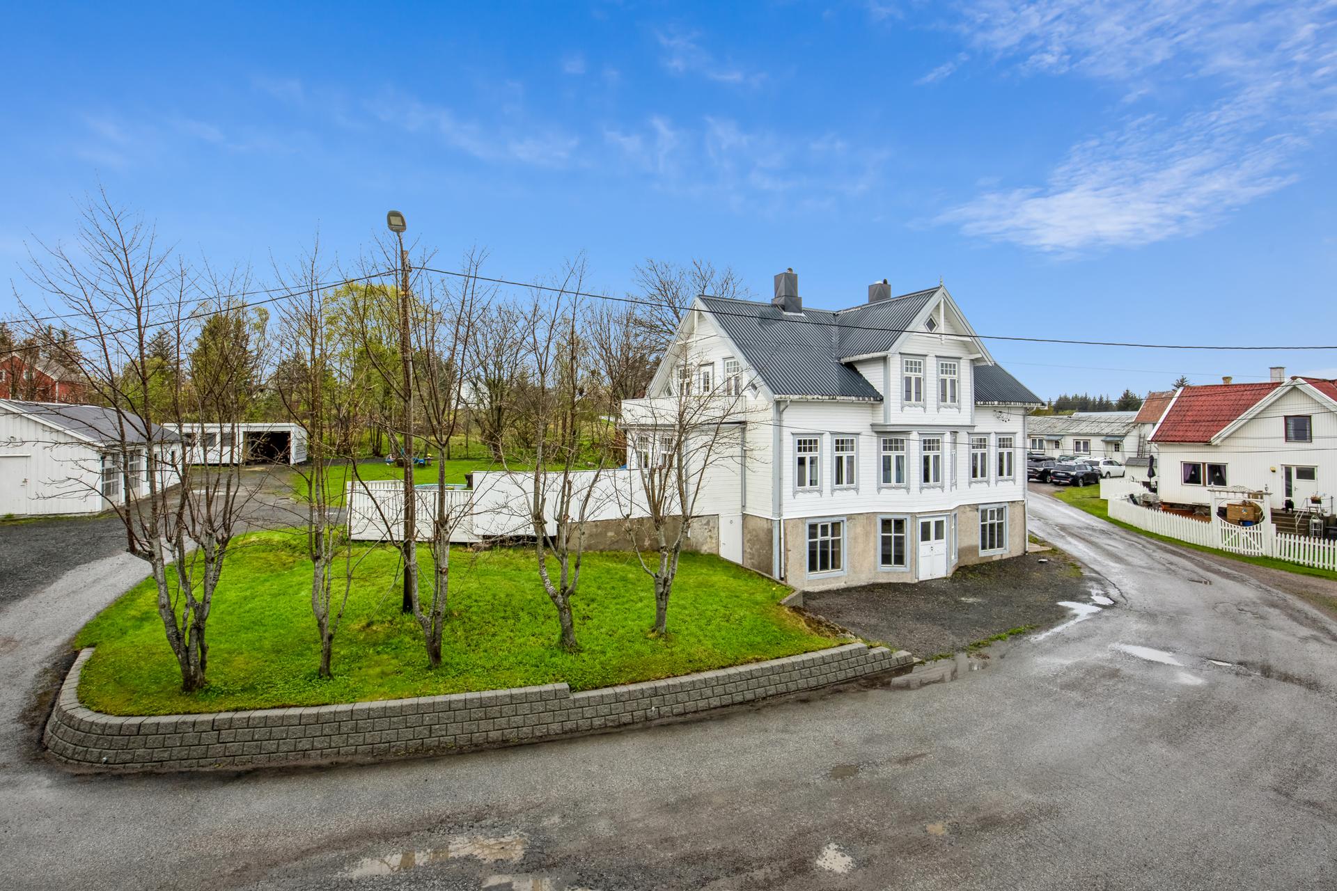 EiendomsMegler 1 v/Morten Høvik presenterer Nordvikveien 29! Foto: EFKT, Vilde Dahl. Bilde nummer 1 av 3