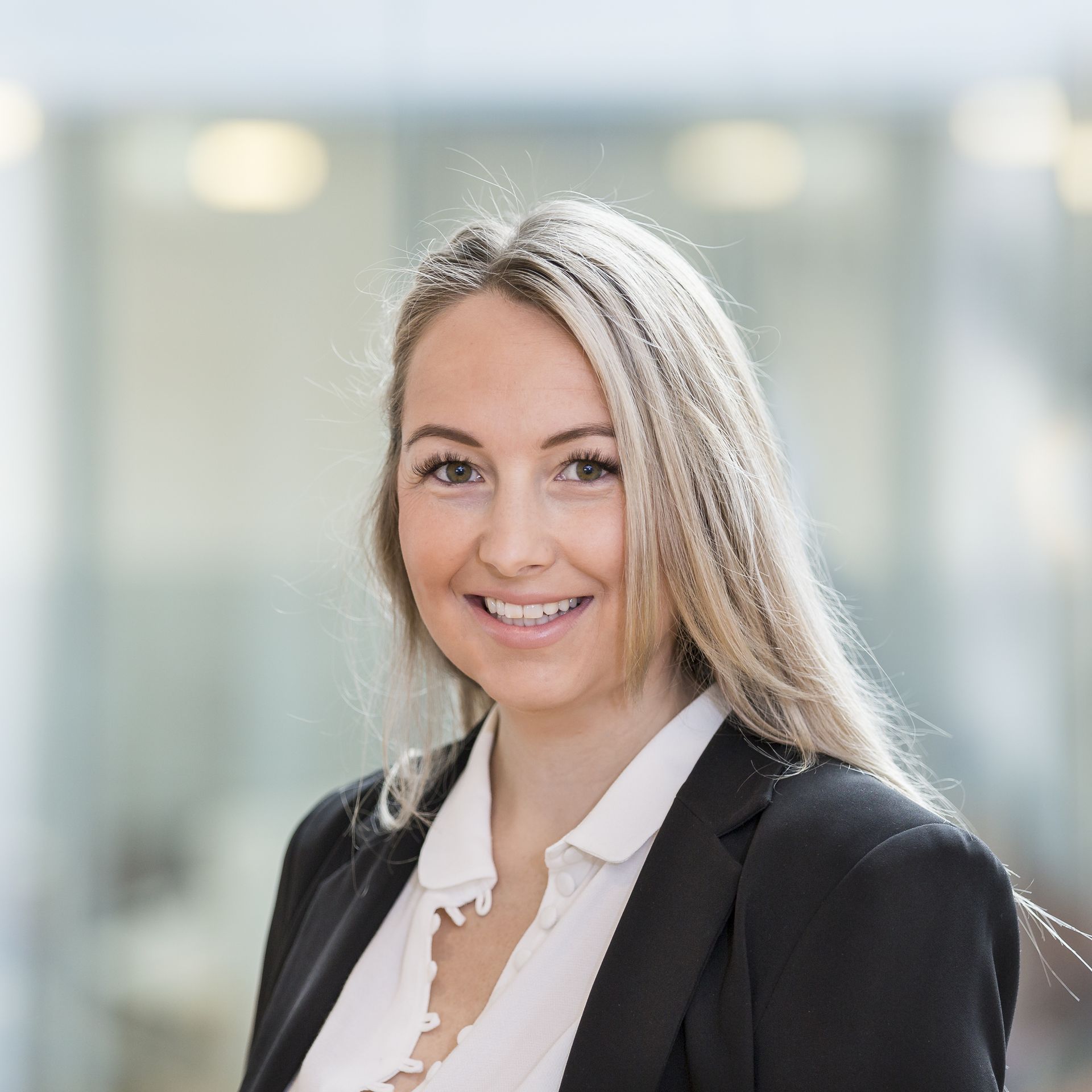 bilde av sitat-forfatter, Carina Myhre, eiendomsmegler .