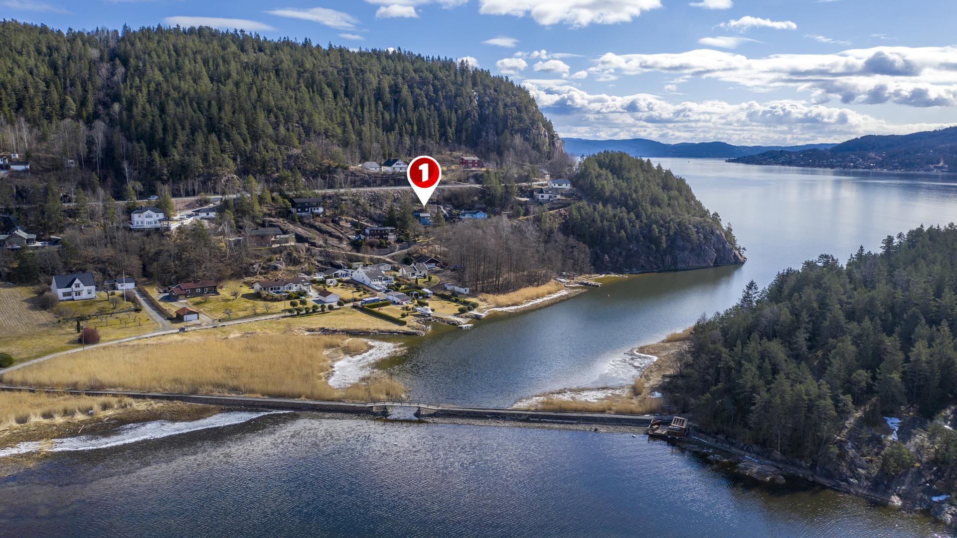  Velkommen til idylliske Brøholtstranda 28 - Presentert av Marie Malén Frogner -EiendomsMegler 1!. Bilde nummer 1 av 3