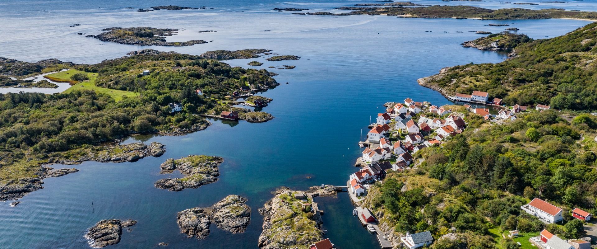 Bilde fra området rundt EiendomsMegler 1 Lyngdal & Farsund