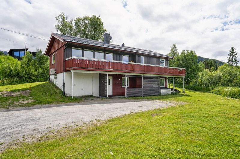 Rødlia 33