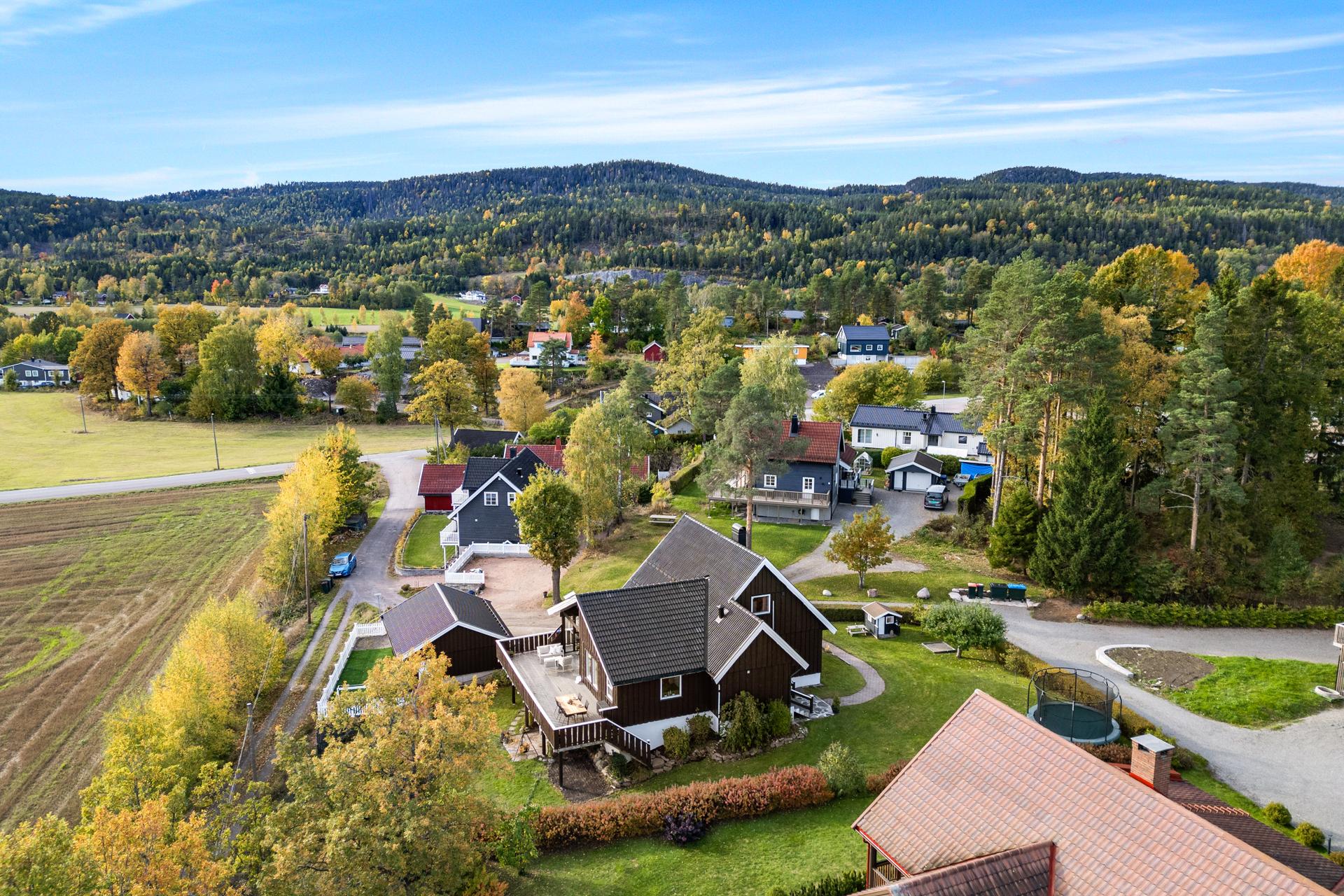 Martinshagan ligger i et fredelig og barnevennlig nabolag på Galleberg.. Bilde nummer 3 av 3