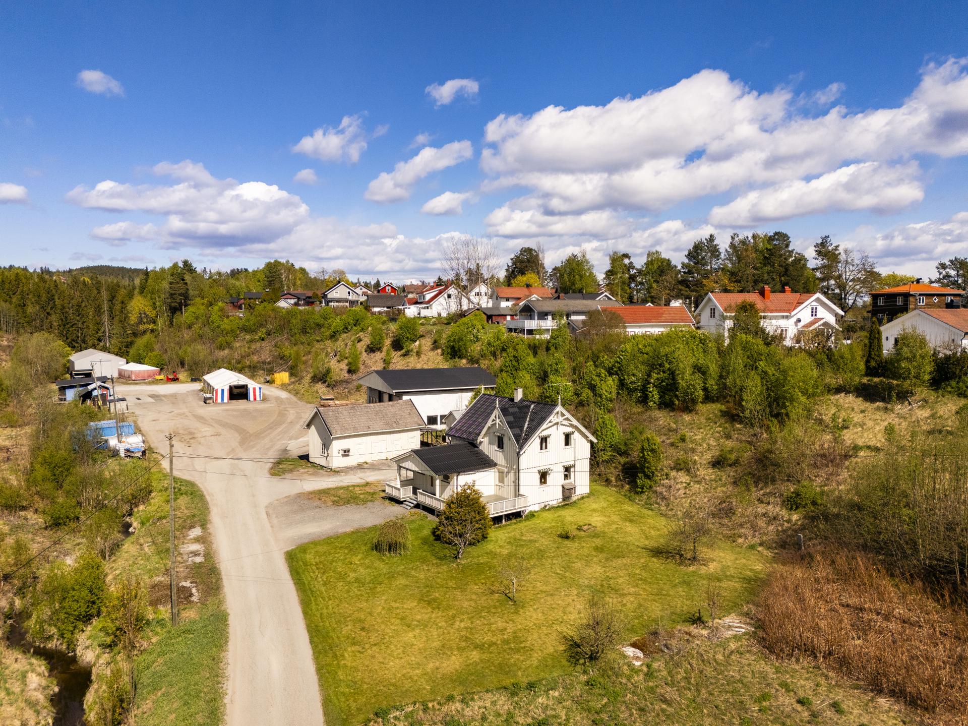 Velkommen til Ringeriksveien 15! Foto: Viken Fototjenester v/ Eirik Andersen. Bilde nummer 1 av 3