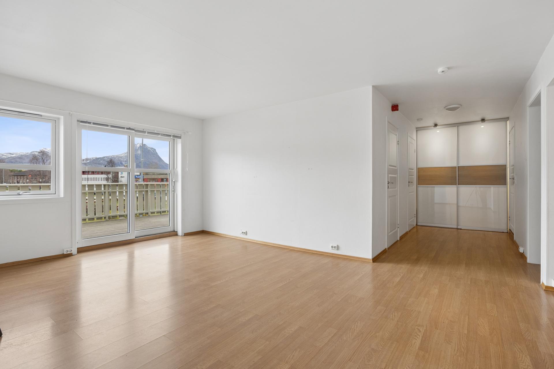Velkommen til Sentrum 6! Foto: [Fotograf eller fotofirma]. Bilde nummer 1 av 3