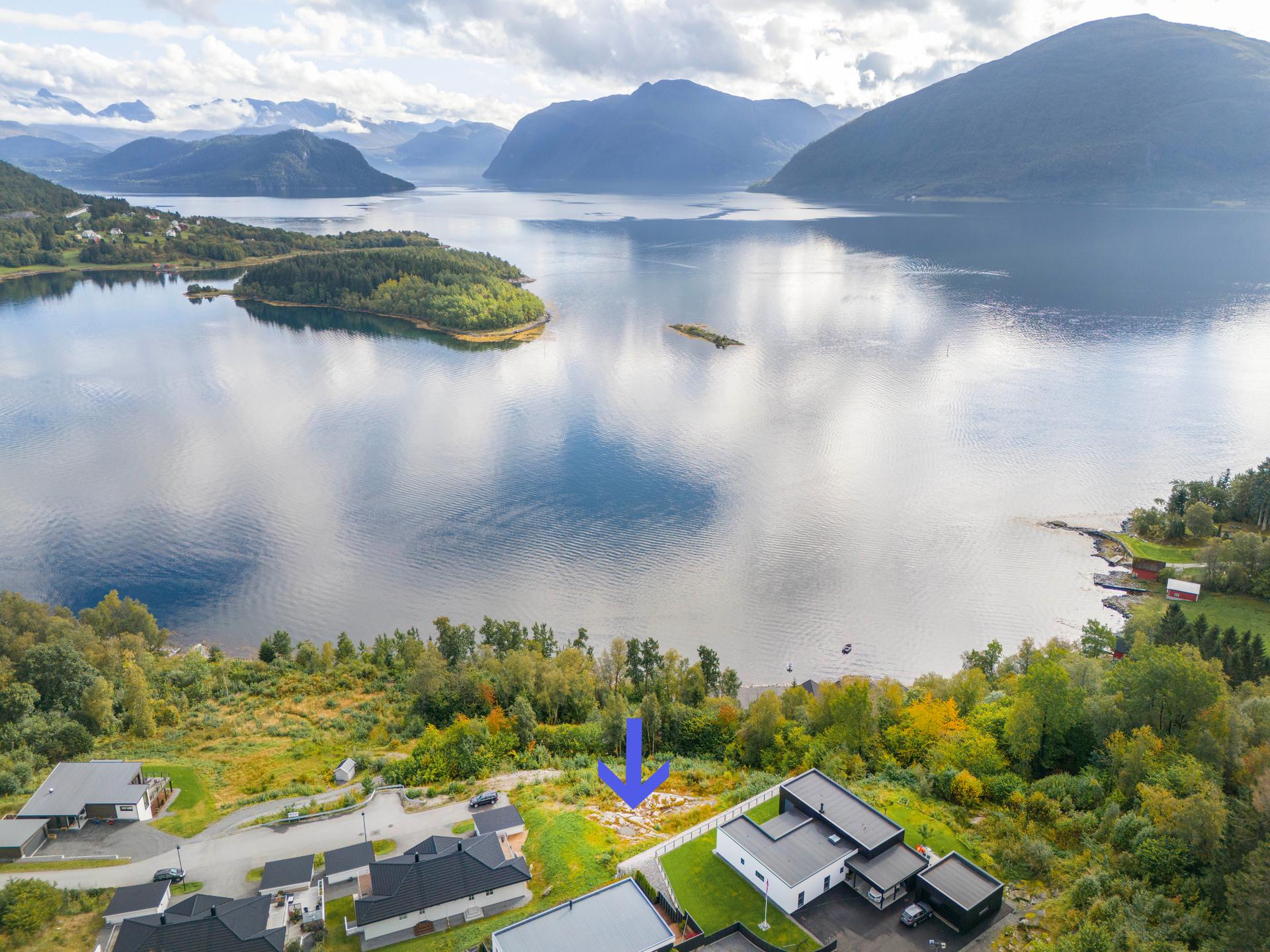 EiendomsMegler 1 presenterer Nordigardsvegen 36! Foto: Lillys Studio (Lill Kristin Vold). Bilde nummer 1 av 3