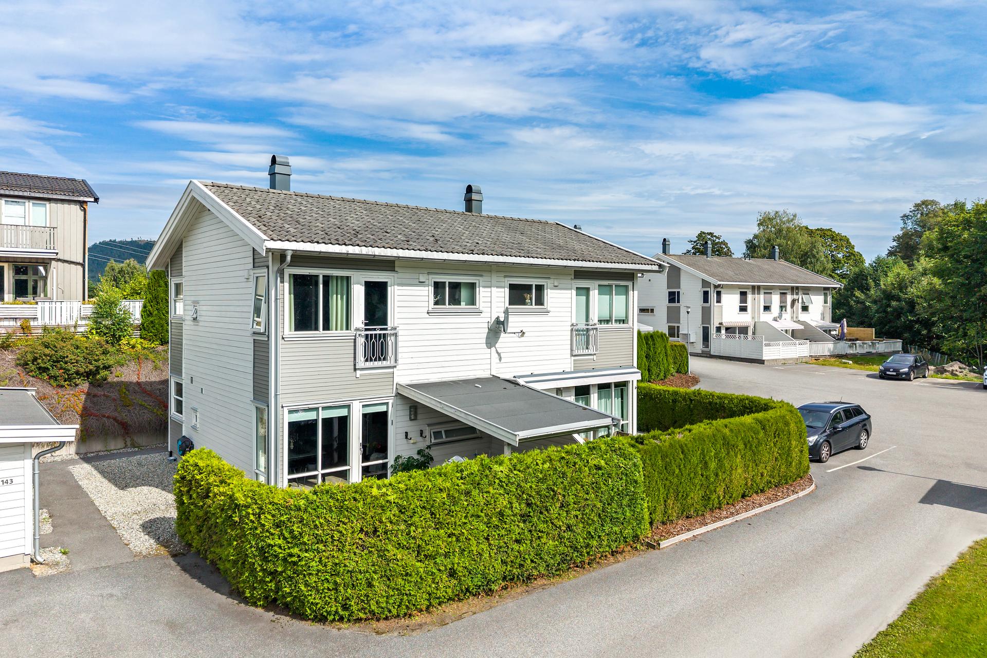 Velkommen til Skotselvveien 143! Foto: Diakrit AS.. Bilde nummer 1 av 3