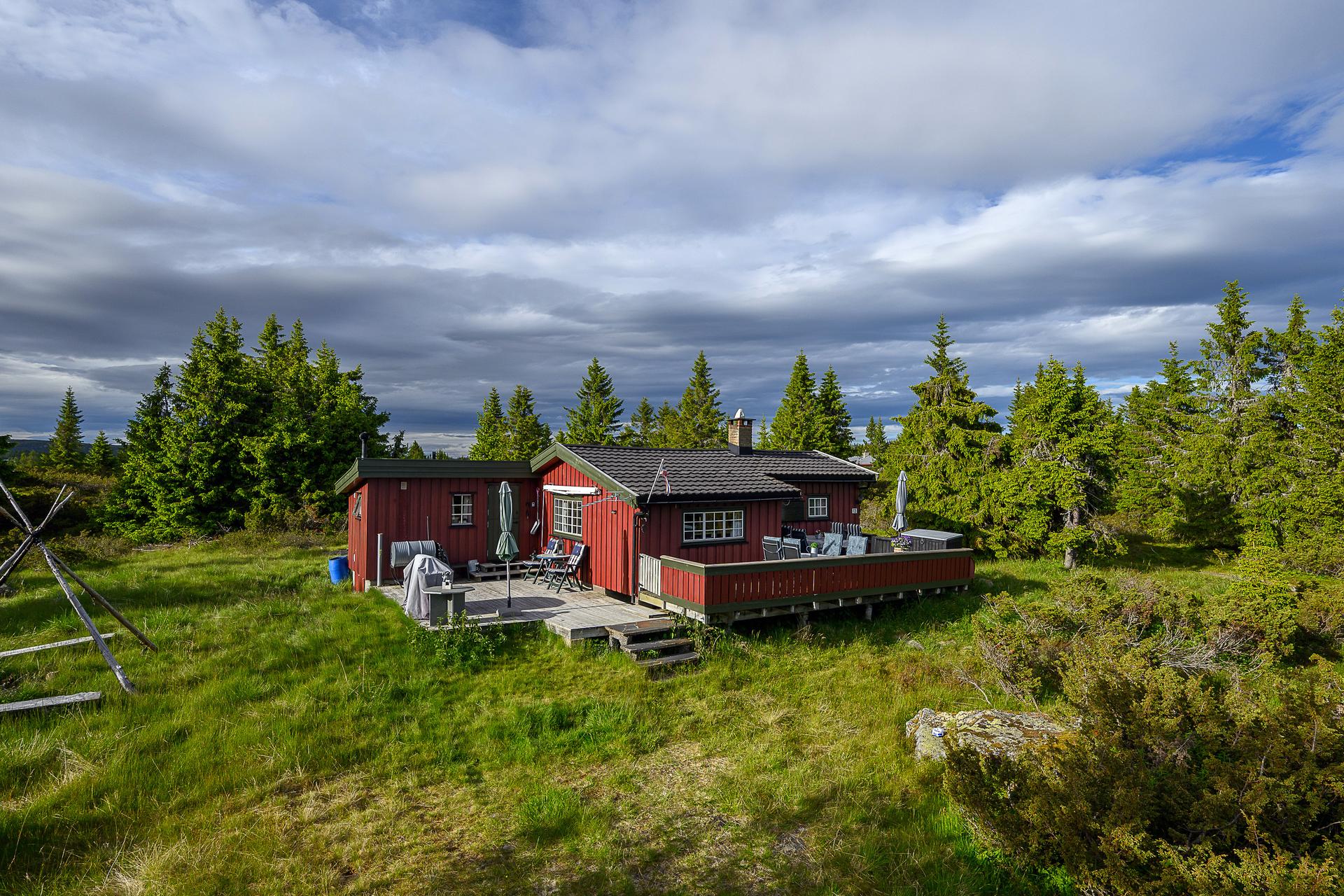 Velkommen til Nevelosvegen 13! Foto: Lars Marius Bækkevold.. Bilde nummer 1 av 3