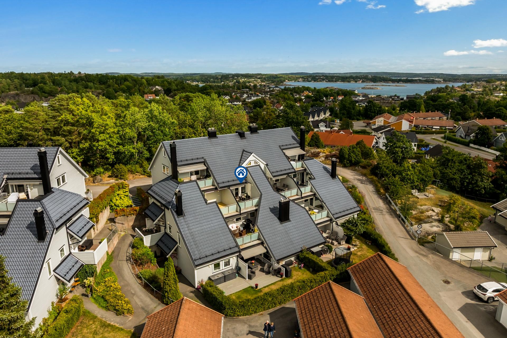 Velkommen til Nordre Gjekstadskog 5E. Foto: Karl Filip Østmoen Kronstad.. Bilde nummer 1 av 3