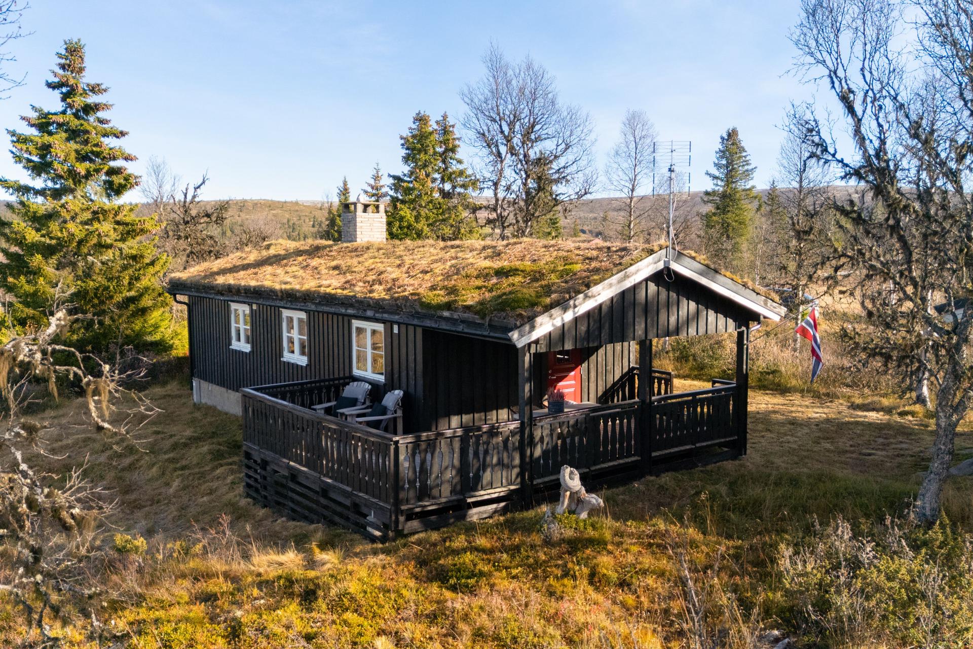 Velkommen til Røsmyrvegen 9! Foto: Torben Wirkestad. Bilde nummer 1 av 3