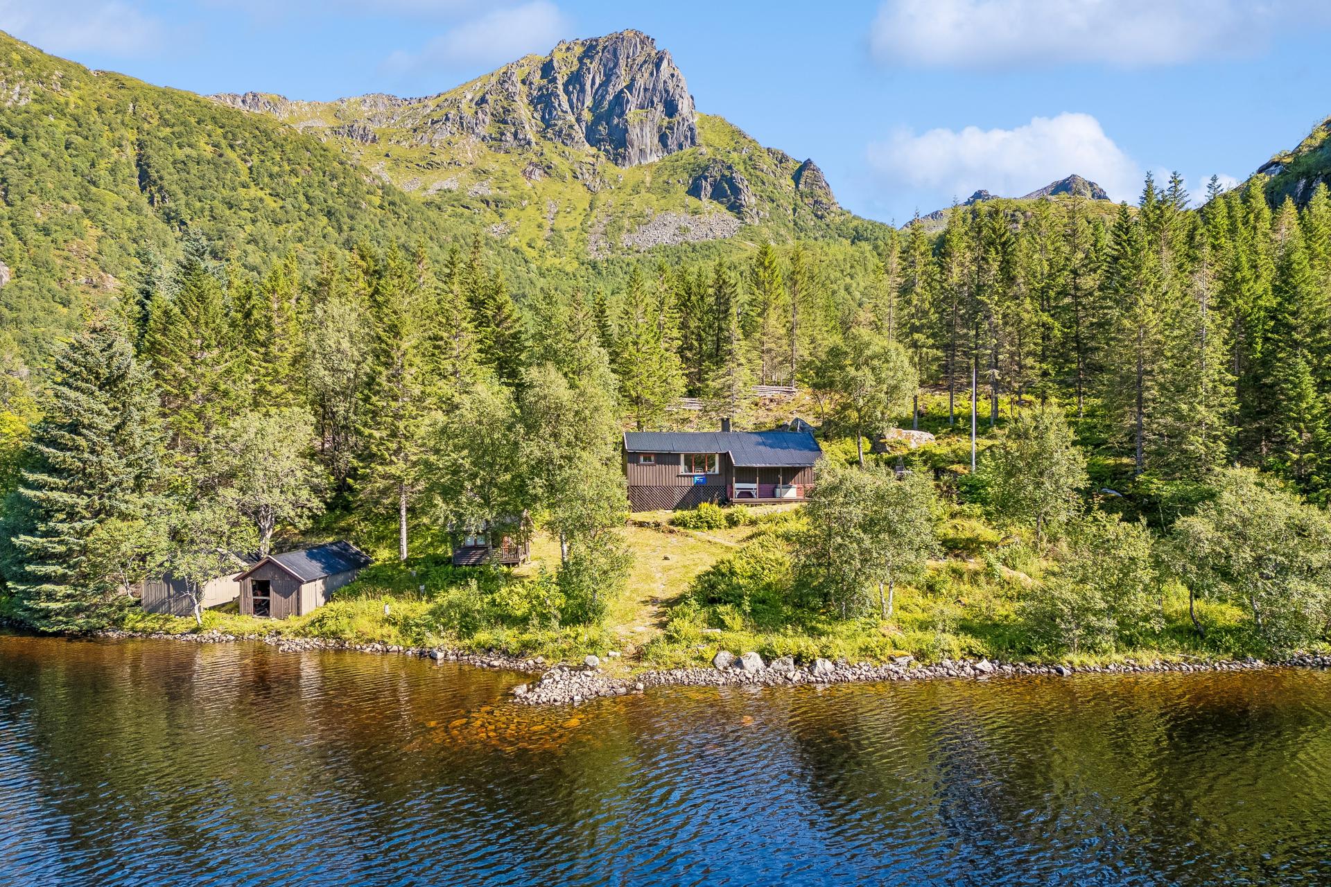 Velkommen til Svolværmarka 1! Foto: EFKT.. Bilde nummer 1 av 3