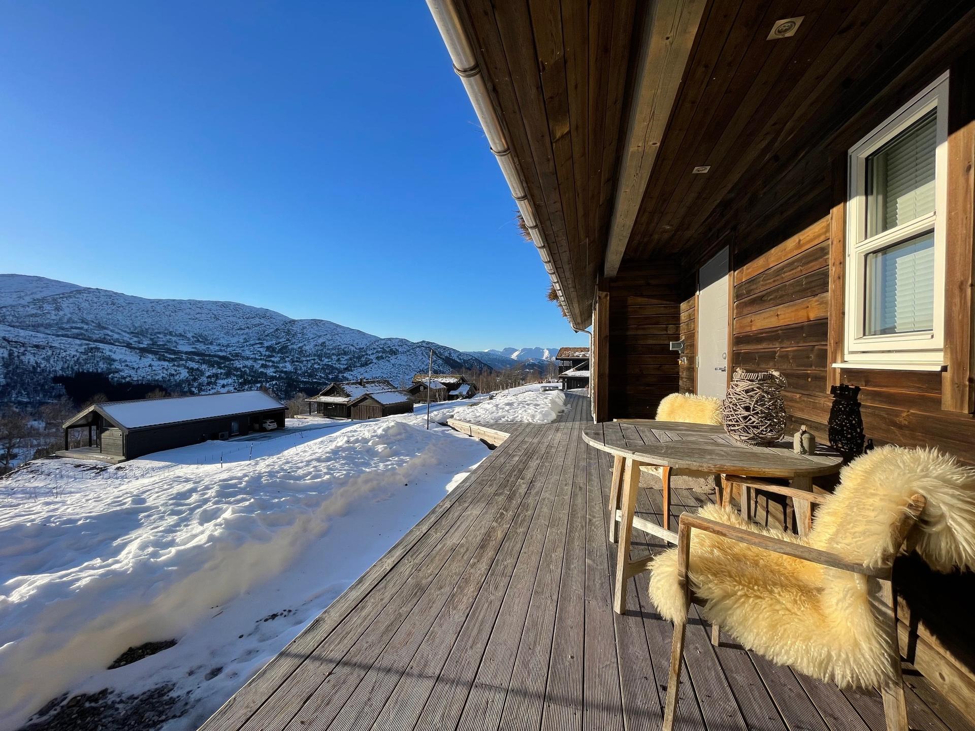 Furehogvegen 212, Harpefosse, - presentert av Sissel Halnes. EiendomsMegler1 Nordfjord
(foto: privat). Bilde nummer 1 av 3