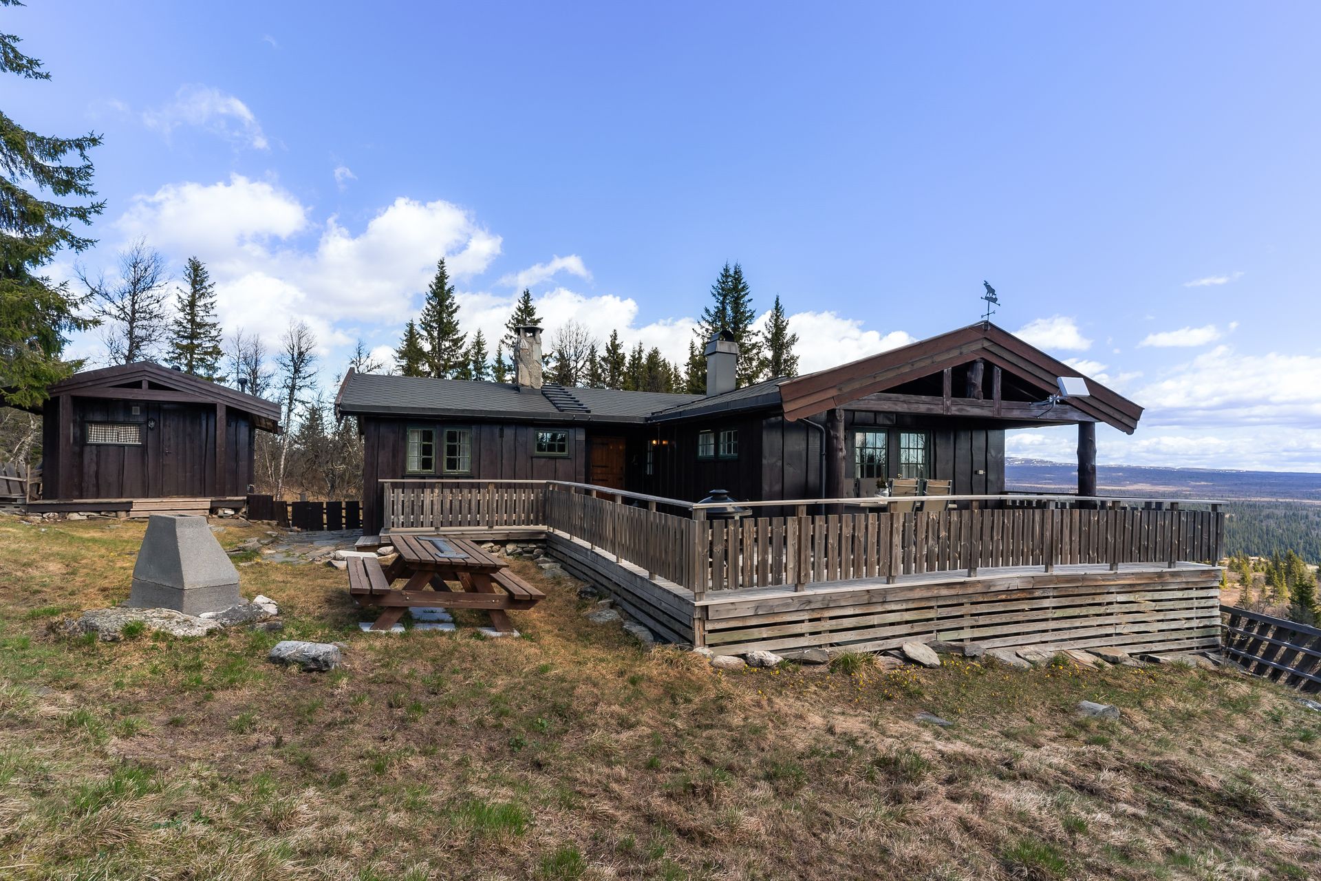 Velkommen til Skottåsvegen 74! Foto: Marijebaan Photography. Bilde nummer 1 av 3