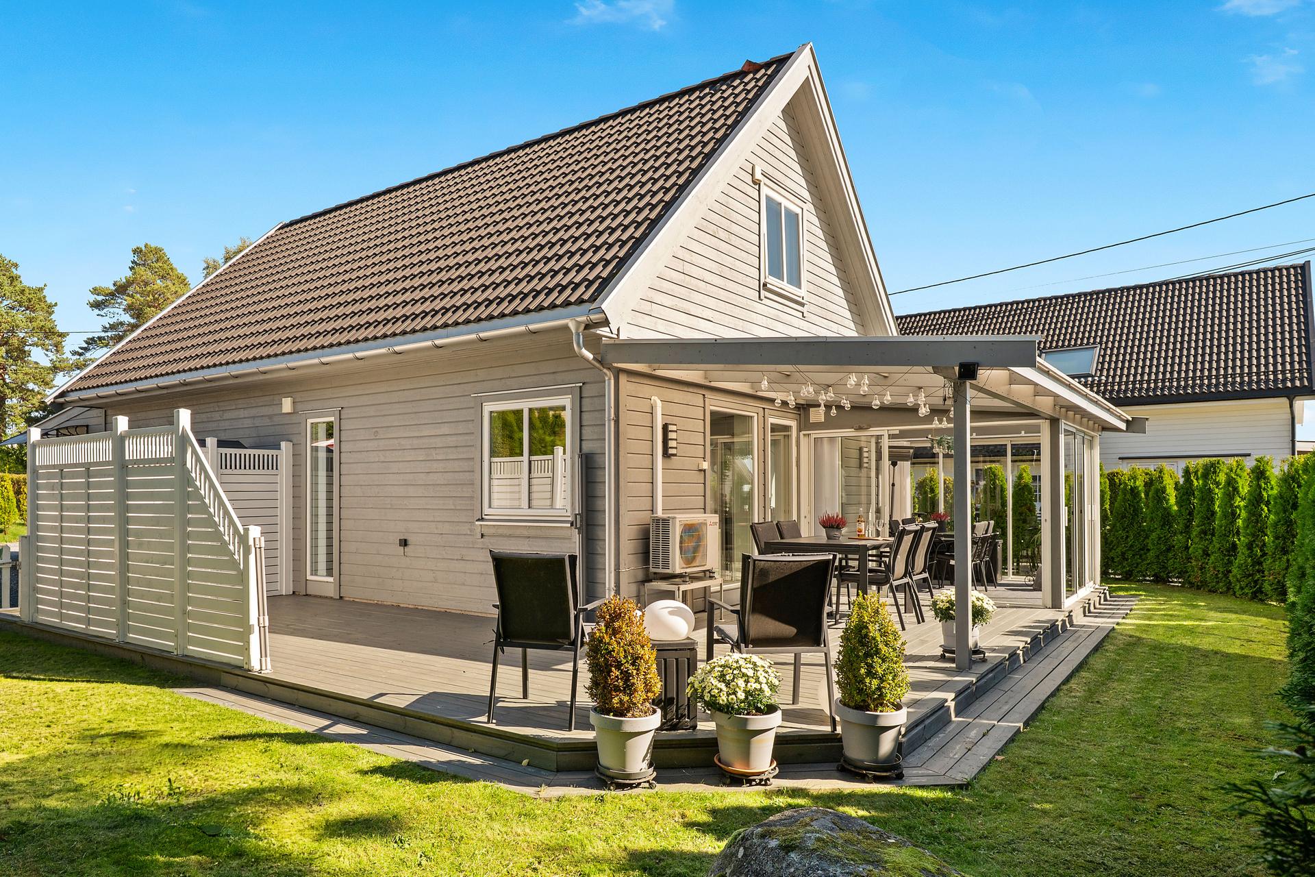 Velkommen til Gartnerikroken 2. Presentert av EiendomsMegler1 ved Birgit Grandahl. Foto: FOTO Etcetera AS.. Bilde nummer 1 av 3