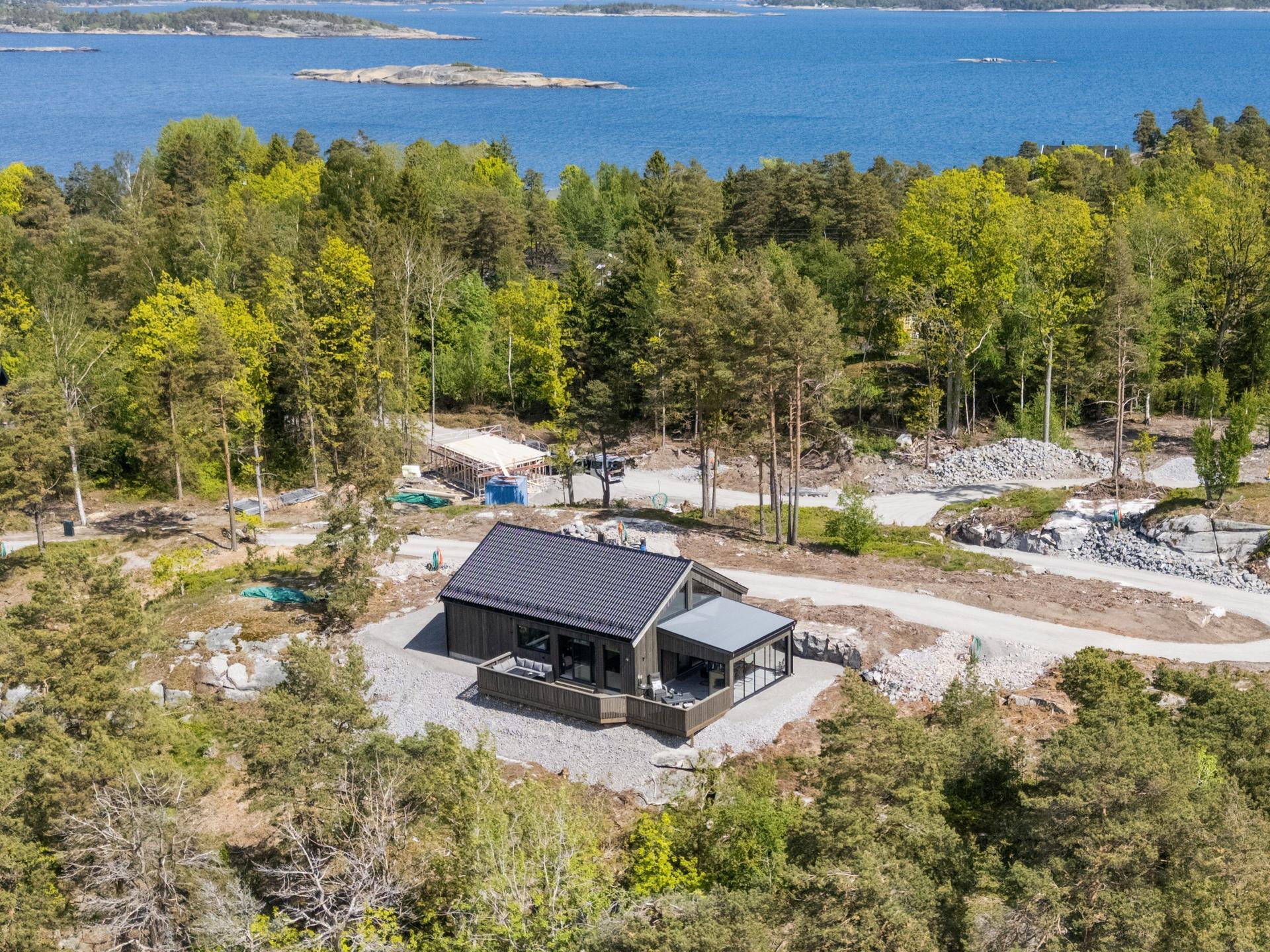 Velkommen til Søndre Strandskogen 28! Foto: Mille Gran. Bilde nummer 1 av 3