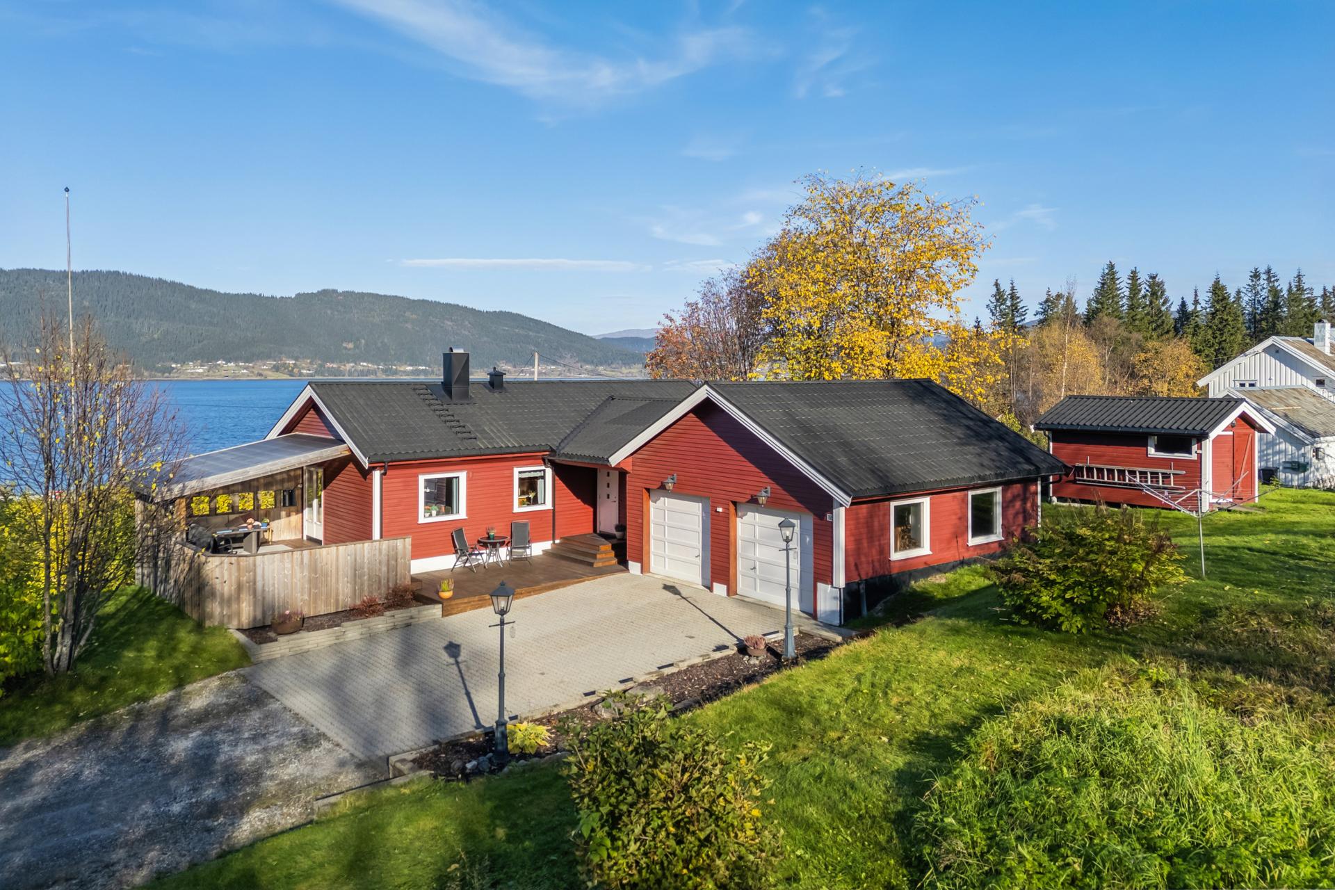 Velkommen til Sørlandsveien 195! Foto: EFKT. . Bilde nummer 1 av 3