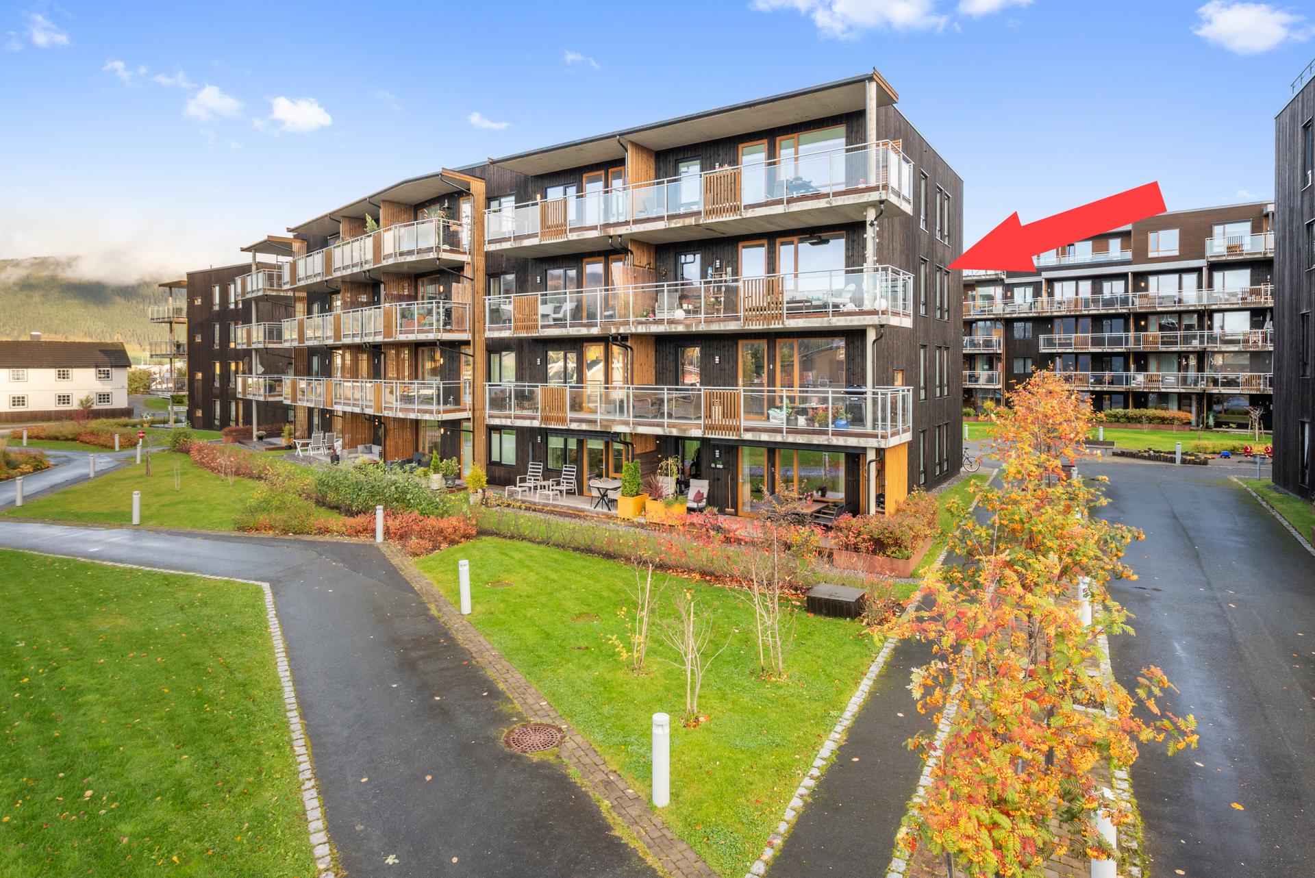 Eiendomsmegler 1 v/ Sindre Belsås har gleden av å presentere denne flotte leiligheten i 3. etg.. Bilde nummer 1 av 3