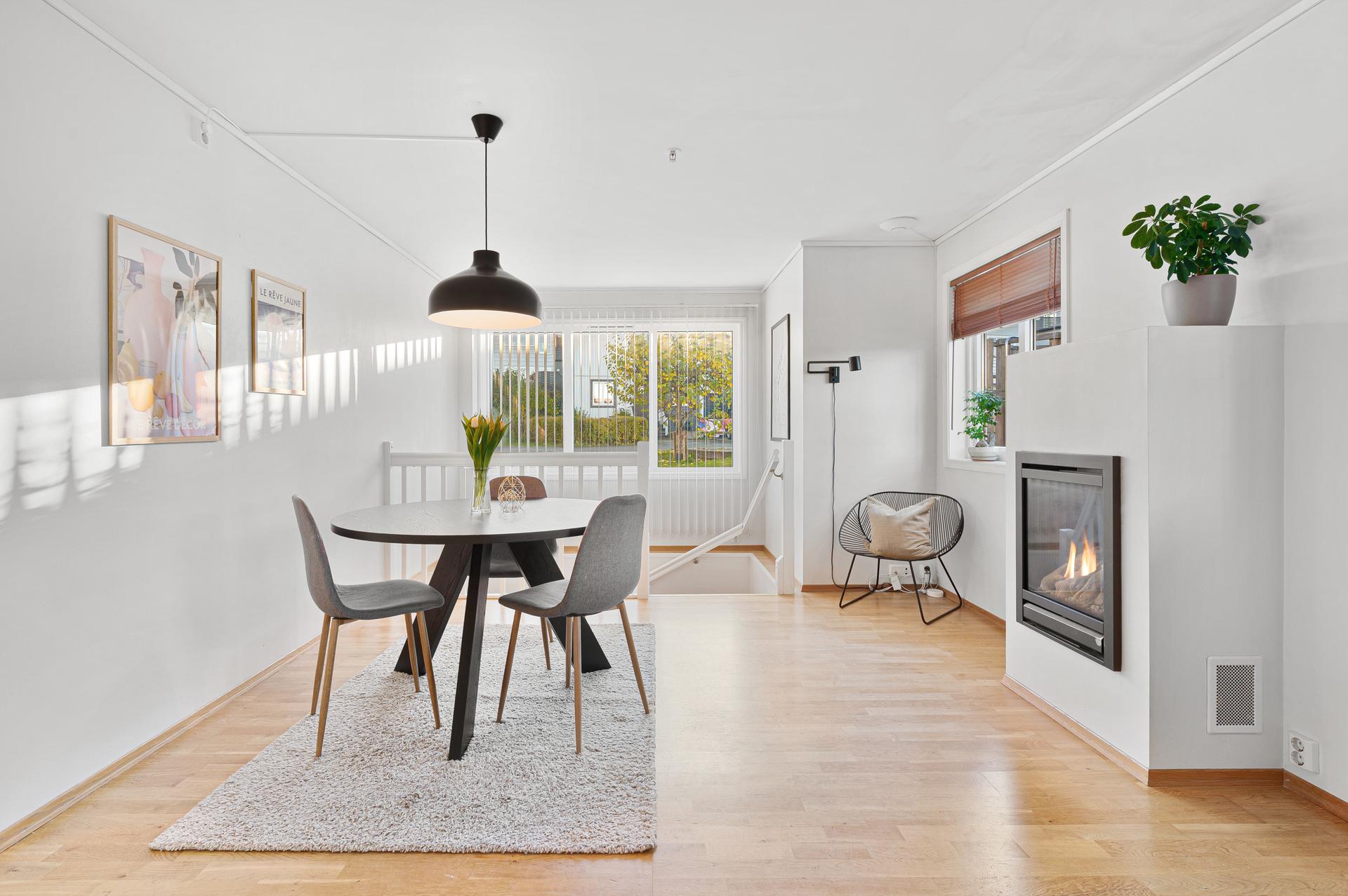 EiendomsMegler1 v/Eirik Øksnes har gleden av å presentere Anton Jenssens veg 92 A! Fotograf: Krokstad & Nervik. . Bilde nummer 1 av 3