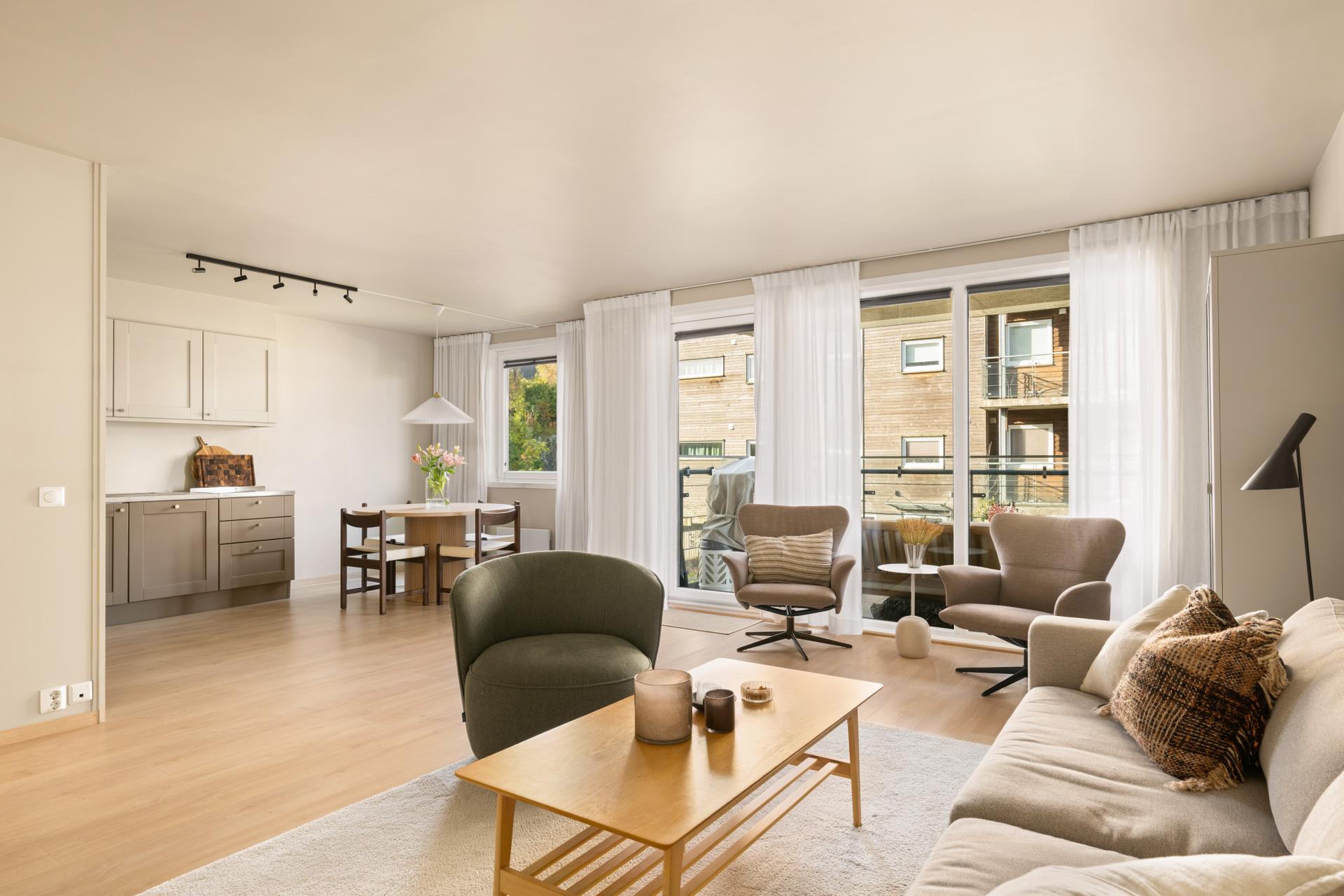 Velkommen til Skjoldavegen 74 B. Foto: Panomaxstudio Arslan. Bilde nummer 1 av 3