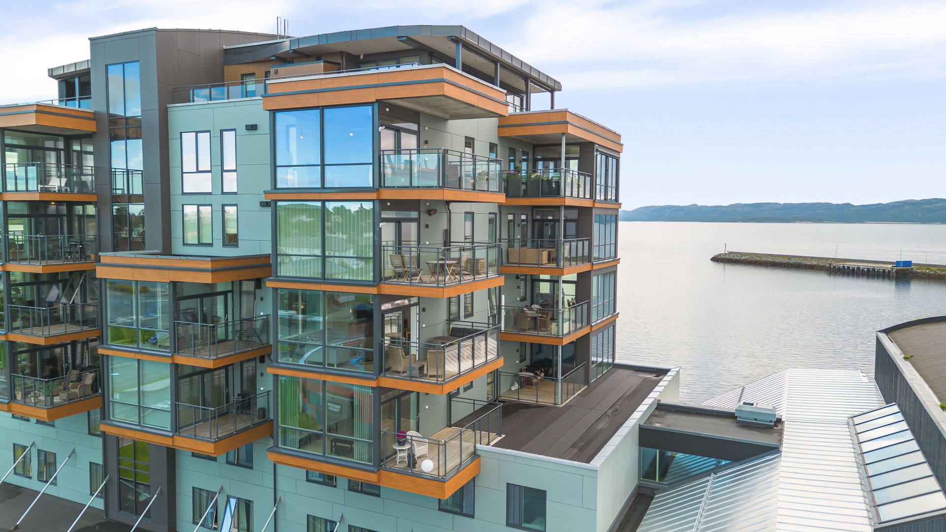 Velkommen til Ørland Panorama – en moderne boligblokk med attraktiv beliggenhet midt i Brekstad sentrum.. Bilde nummer 1 av 3