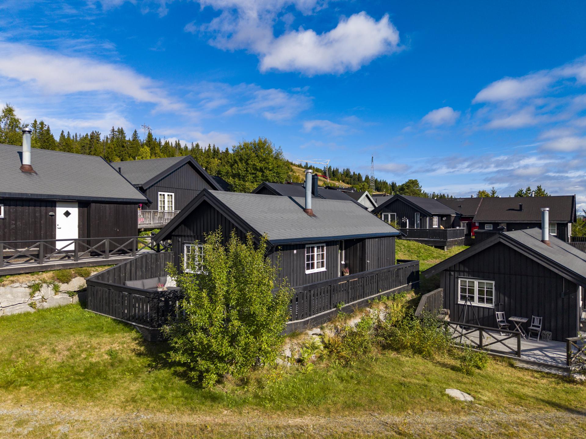Velkommen til Langlia 3. Foto: Viken Fototjenester v/ Eirik Andersen. Bilde nummer 1 av 3