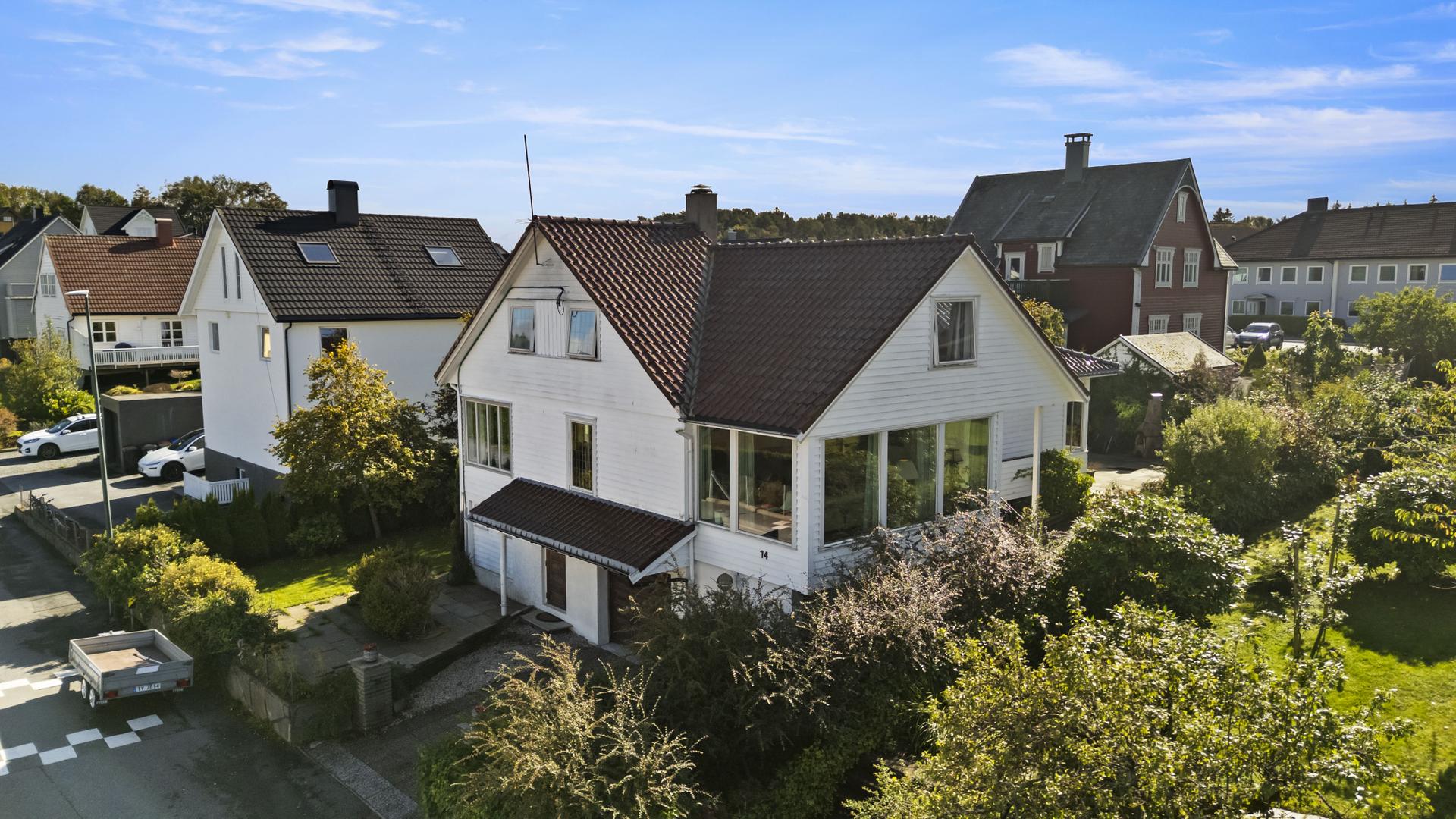Velkommen til Prof Indrebøgate 14! Foto: [Fotograf eller fotofirma]. Bilde nummer 1 av 3