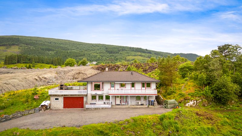 Gjerstadvegen 855