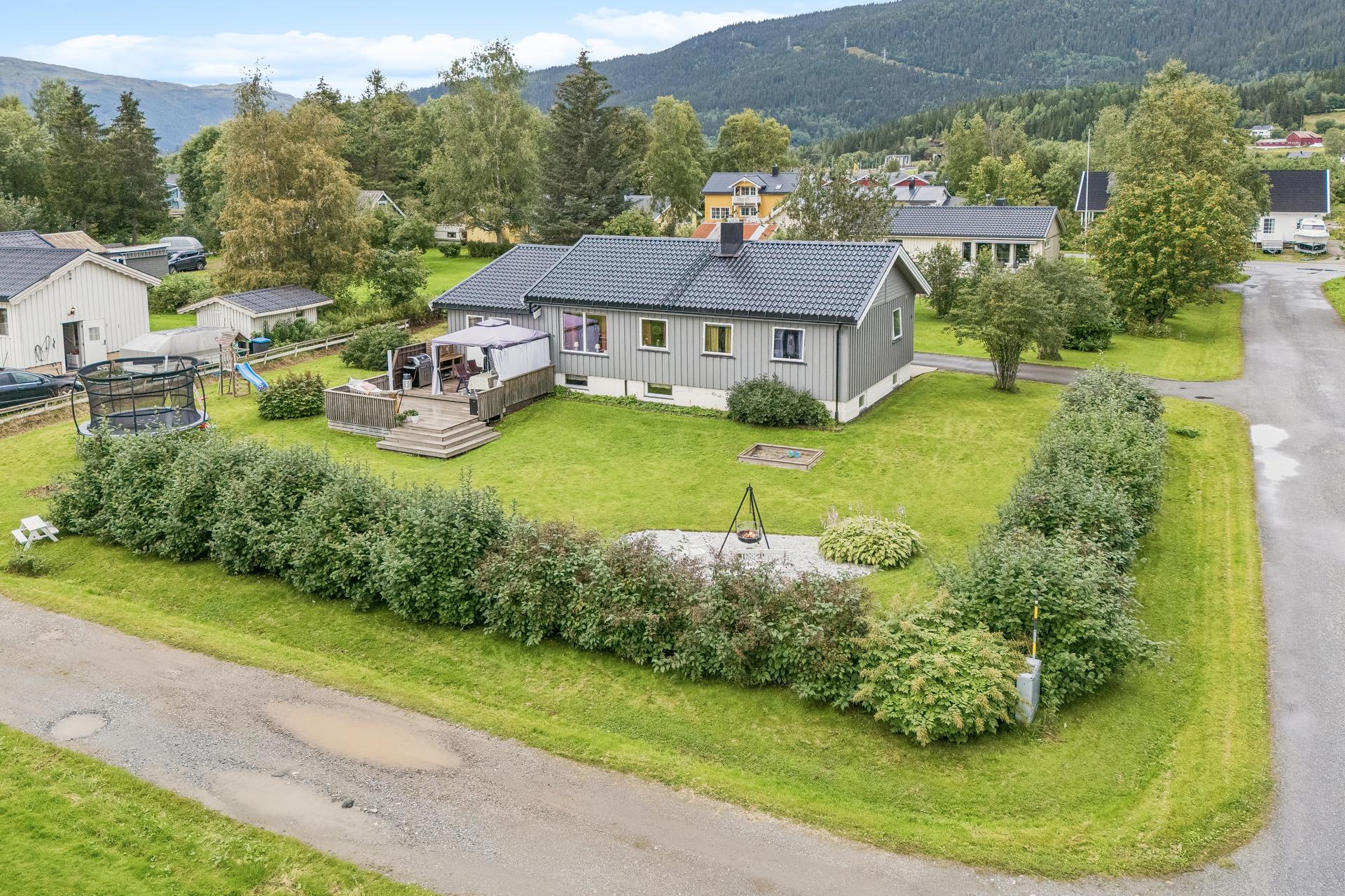 EiendomsMegler 1 v/Irene Sommerro har gleden av å presentere Nermogata 34! Foto: EKFT. Bilde nummer 1 av 3