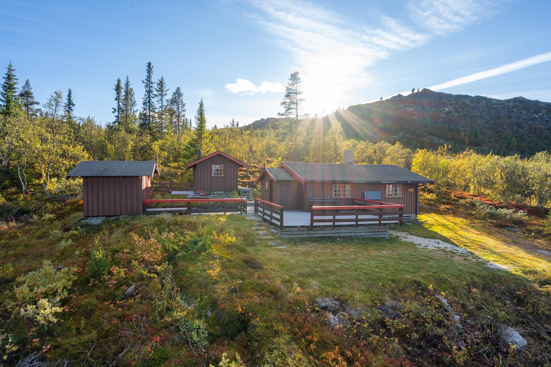 Tradisjonell hytte i et rolig og naturskjønt område på Mysusæter, ca 920 moh.. Bilde nummer 2 av 3