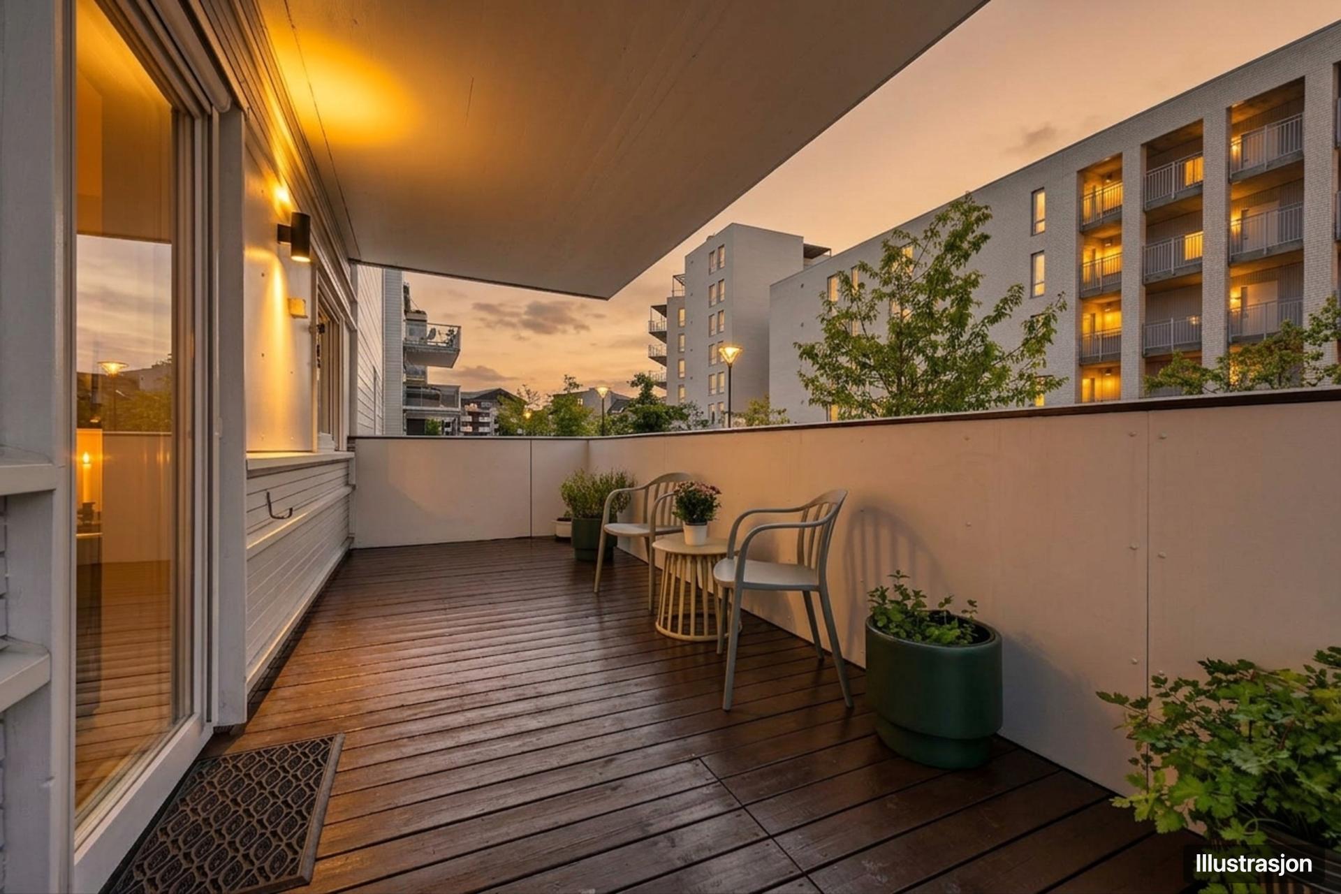 Balkongen er delvis overbygd og har mer enn nok plass til utemøbler og grill. (Illustrasjon). Bilde nummer 3 av 3