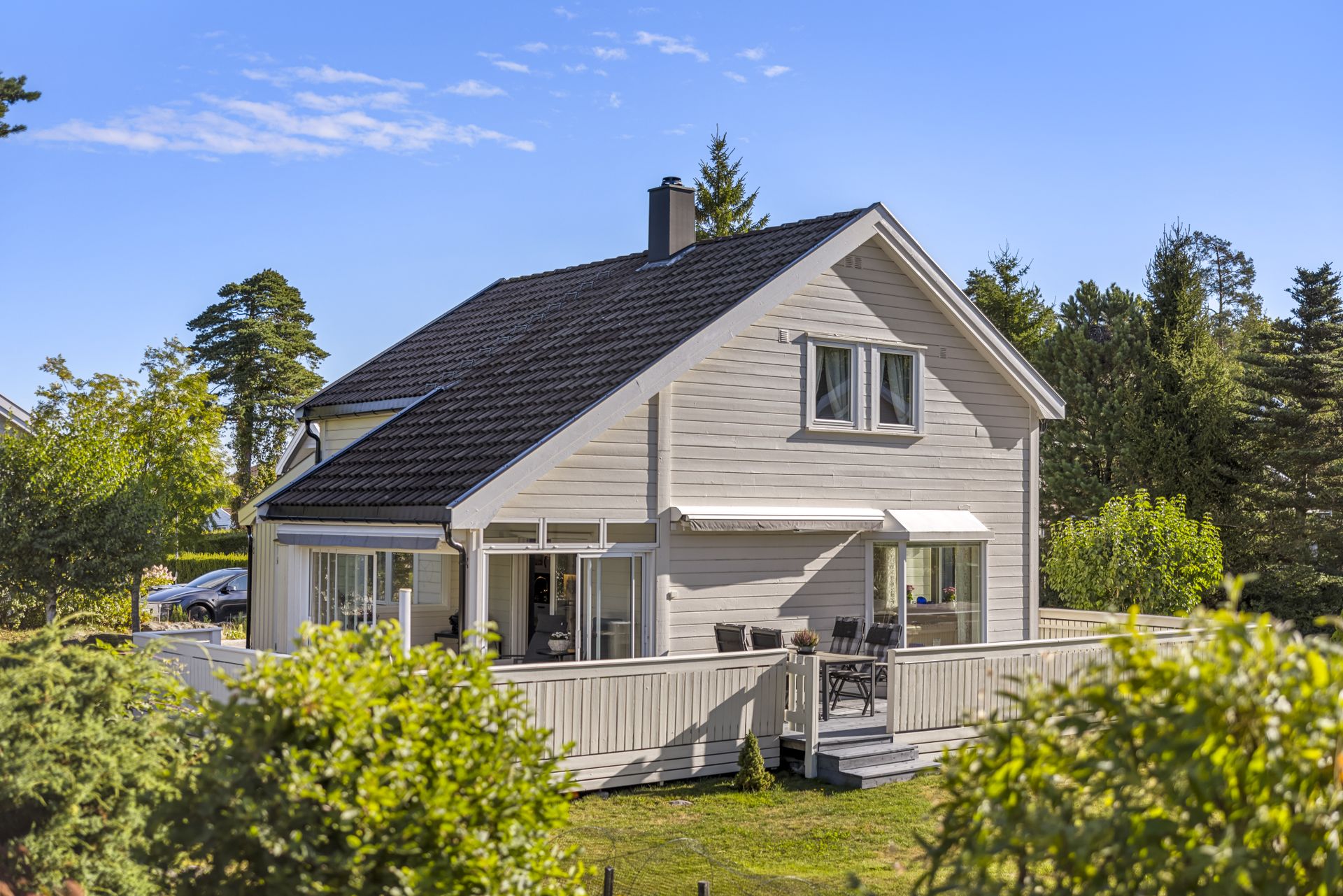 Velkommen til denne eneboligen! Foto: FotoEtcetera. . Bilde nummer 1 av 3