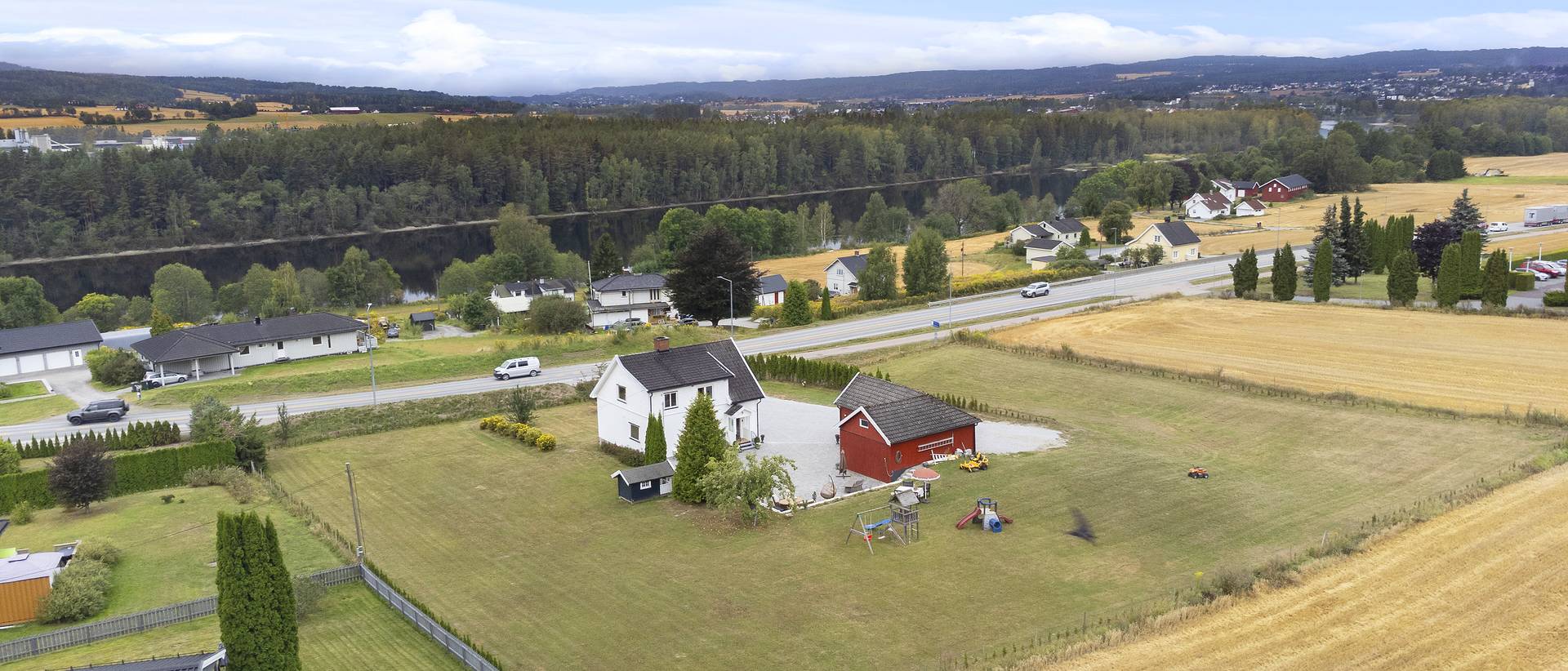 Leilighet – HOKKSUND - Flere