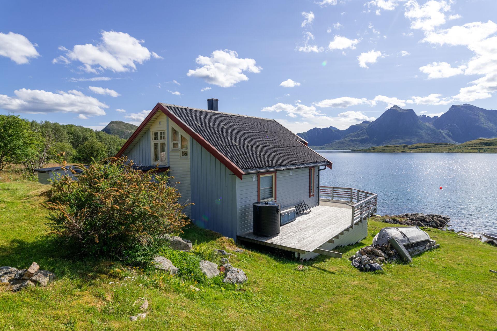 Velkommen til Finnvågstien 53! Foto: Lunde Images AS. Bilde nummer 1 av 3