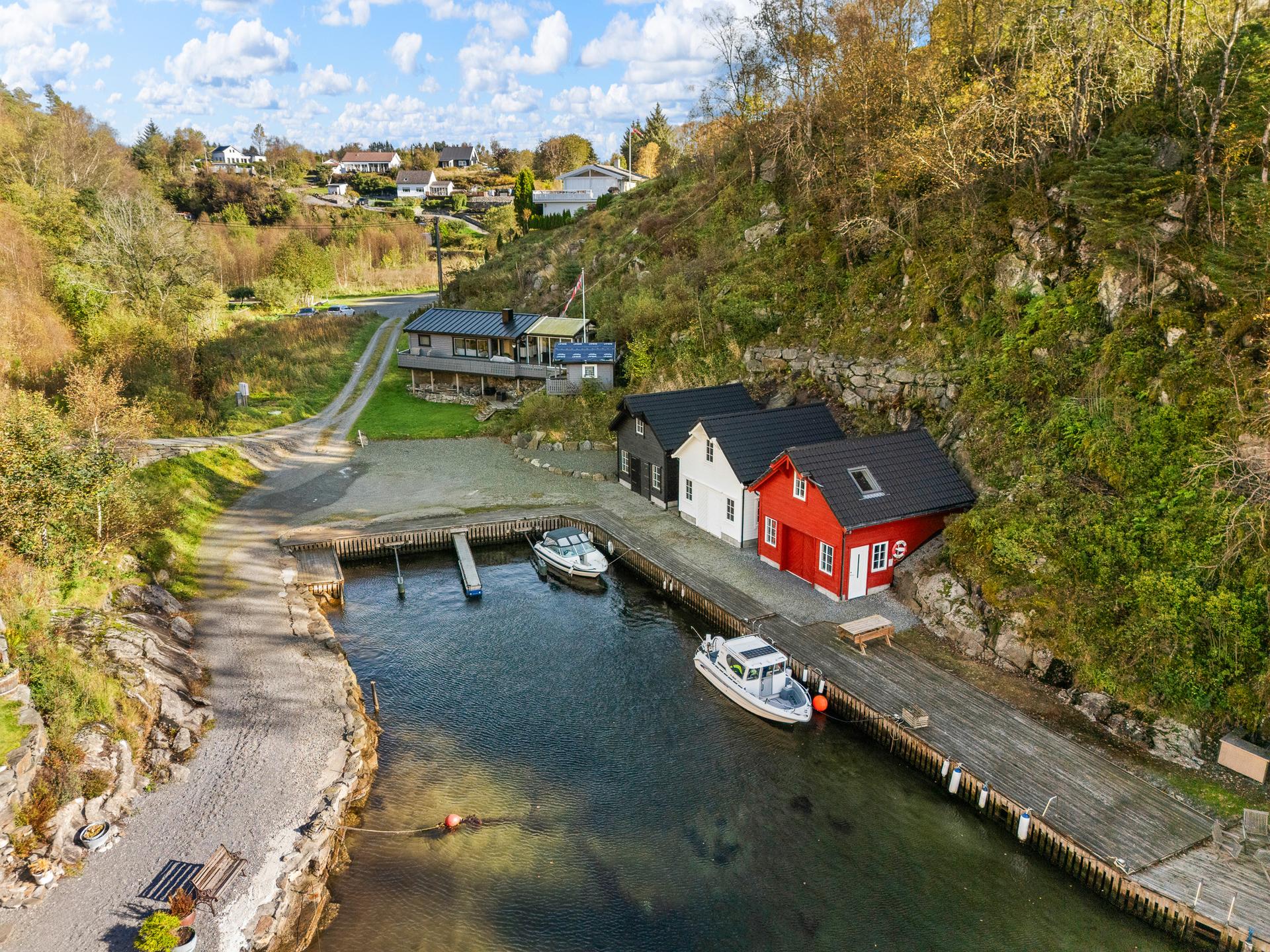 I Juviken ligger båtplassen som er merket med nummer 3.. Bilde nummer 3 av 3