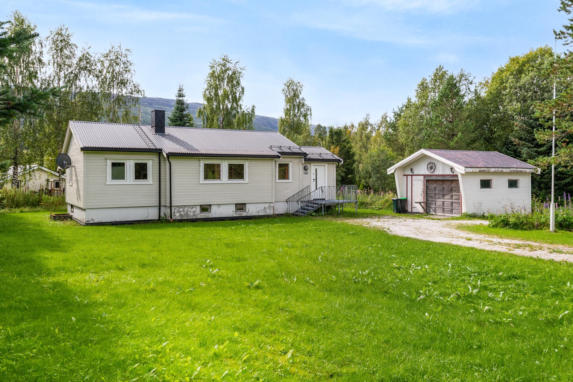 Velkommen til Nesnaveien 1463! Foto: EFKT. Bilde nummer 1 av 3