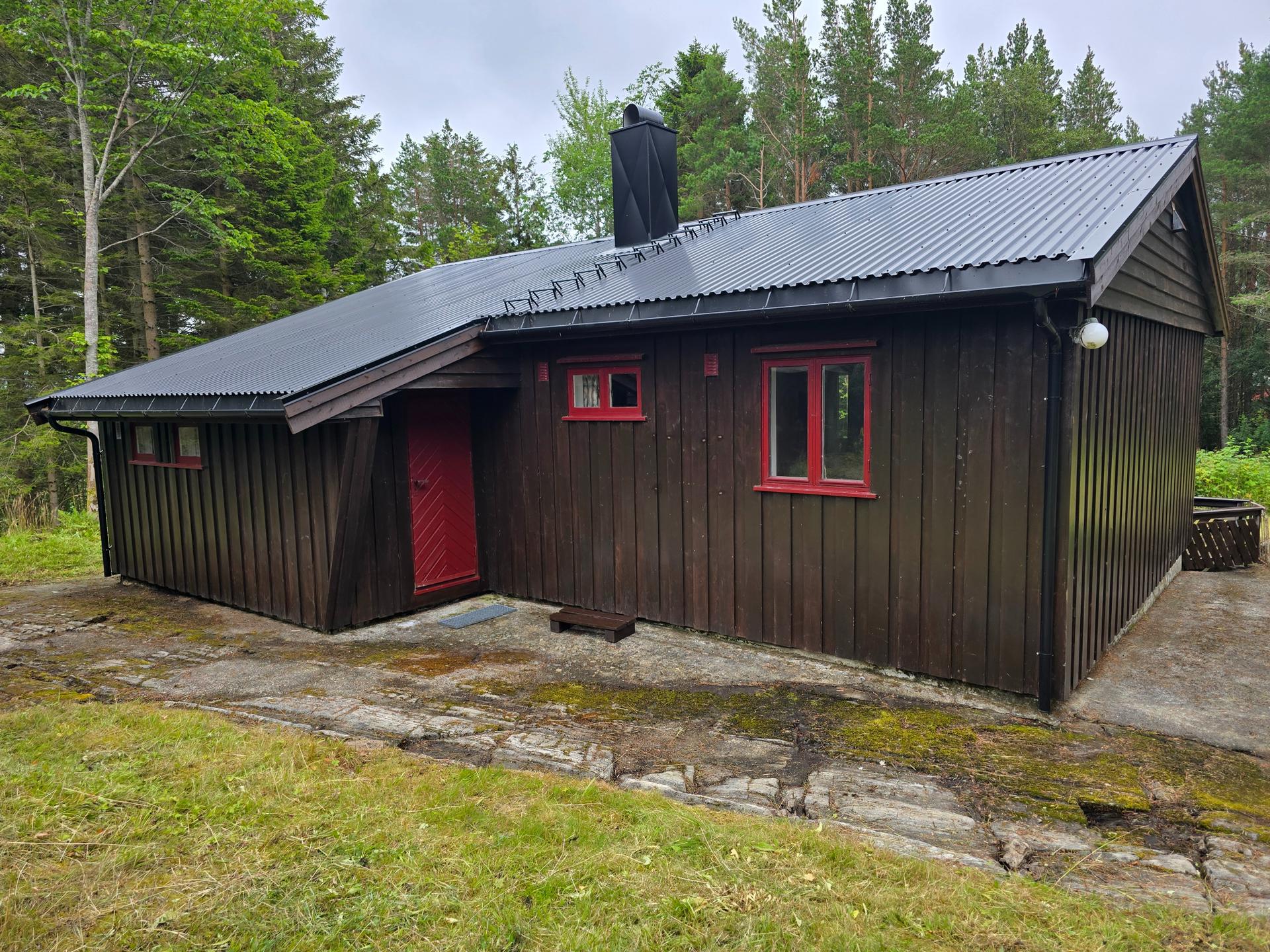 Koselig hytte med usjenert beliggenhet på Sandblåst i Hustadvika kommune . Bilde nummer 3 av 3