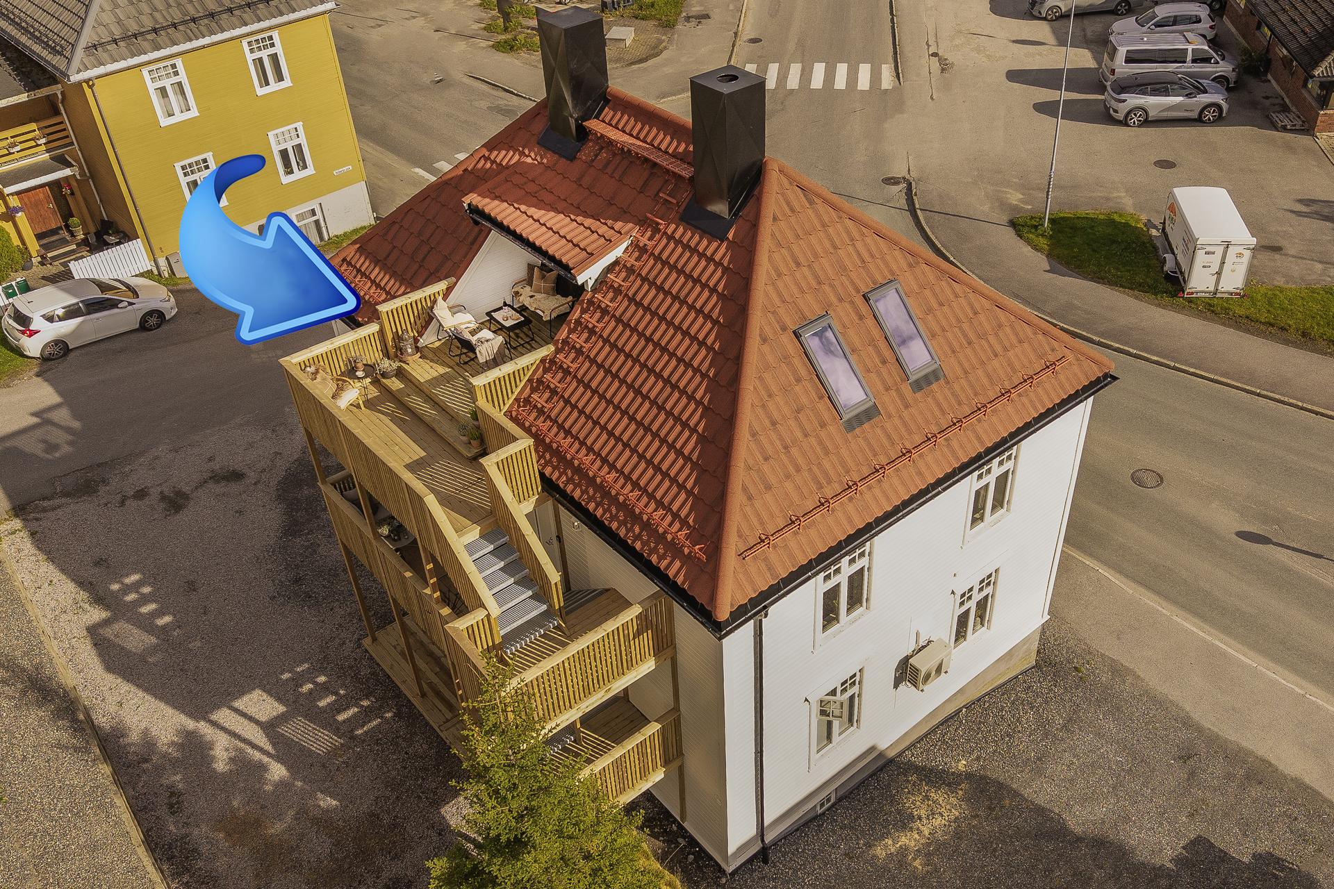Leiligheten er nylig ferdigstilt etter omfattende renovering. Bilde nummer 3 av 3