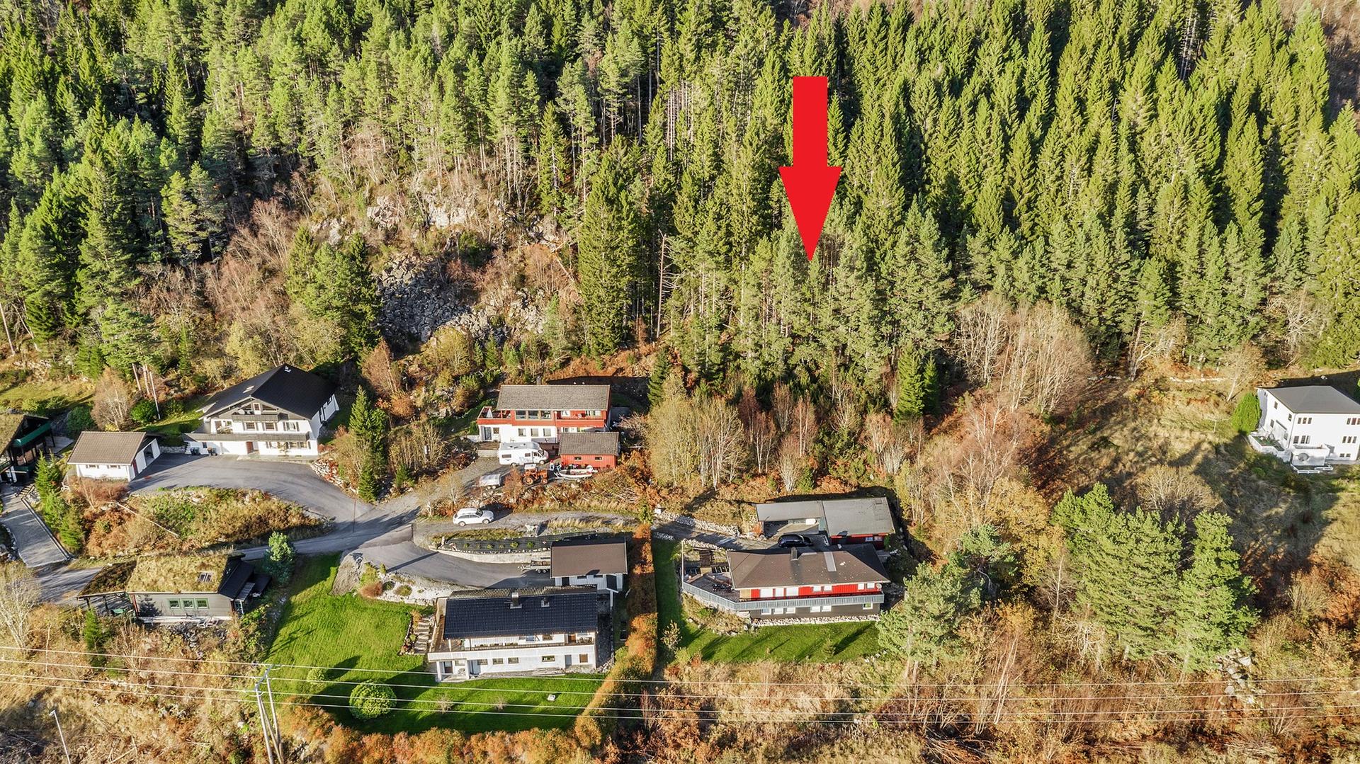 Flott boligtomten beliggende på Kråkset - Grytastranda. Foto: Lillys Studio (Lill Kristin Vold). Bilde nummer 1 av 3