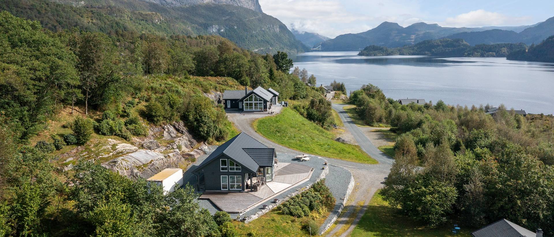 Leilighet – Holmedal, Hyllset - Bilde 3