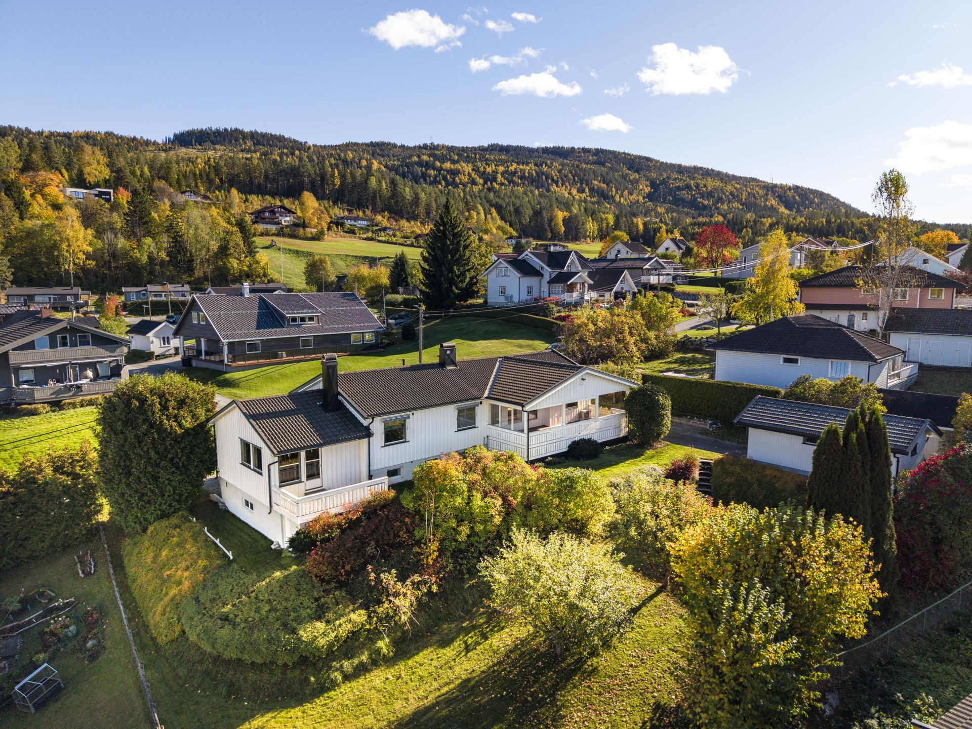 Velkommen til Bjørndalsveien 7! Foto: Viken Fototjenester Eirik Andersen.


. Bilde nummer 1 av 3