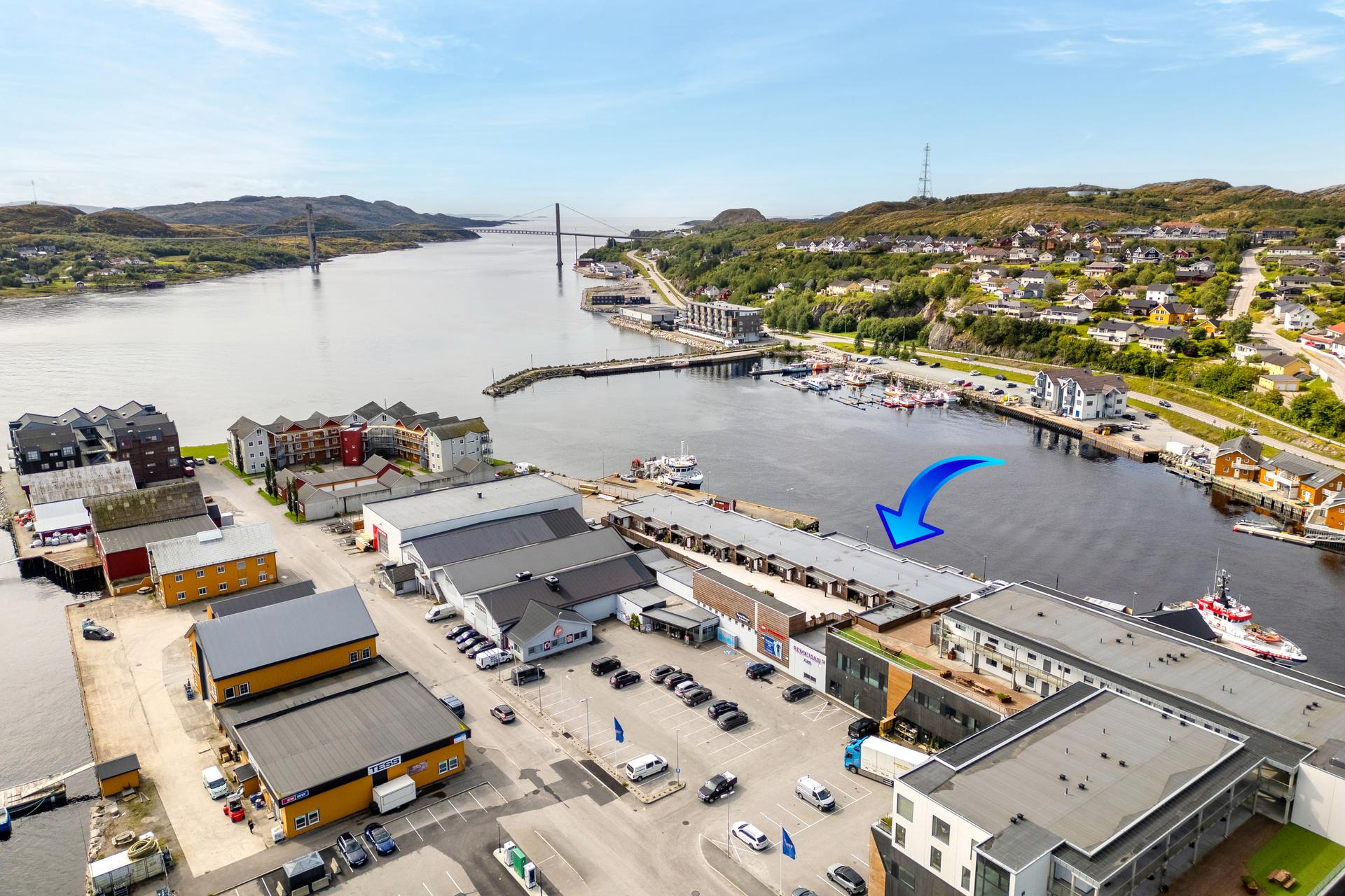 Velkommen til Havnegata 7D ! Foto: Jimmy Seo . Bilde nummer 2 av 3