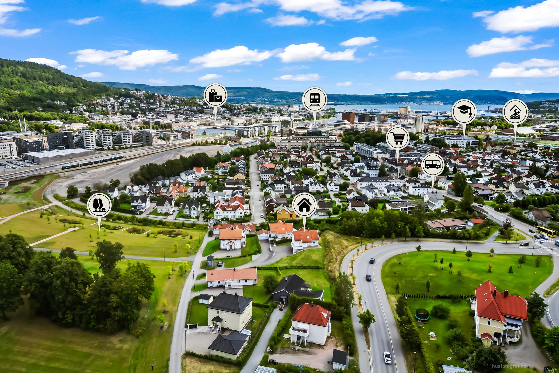 Gangavstand til de fleste fasiliteter i Drammen sentrum. Nye Smithestrøm park til venstre i bildet.. Bilde nummer 3 av 3