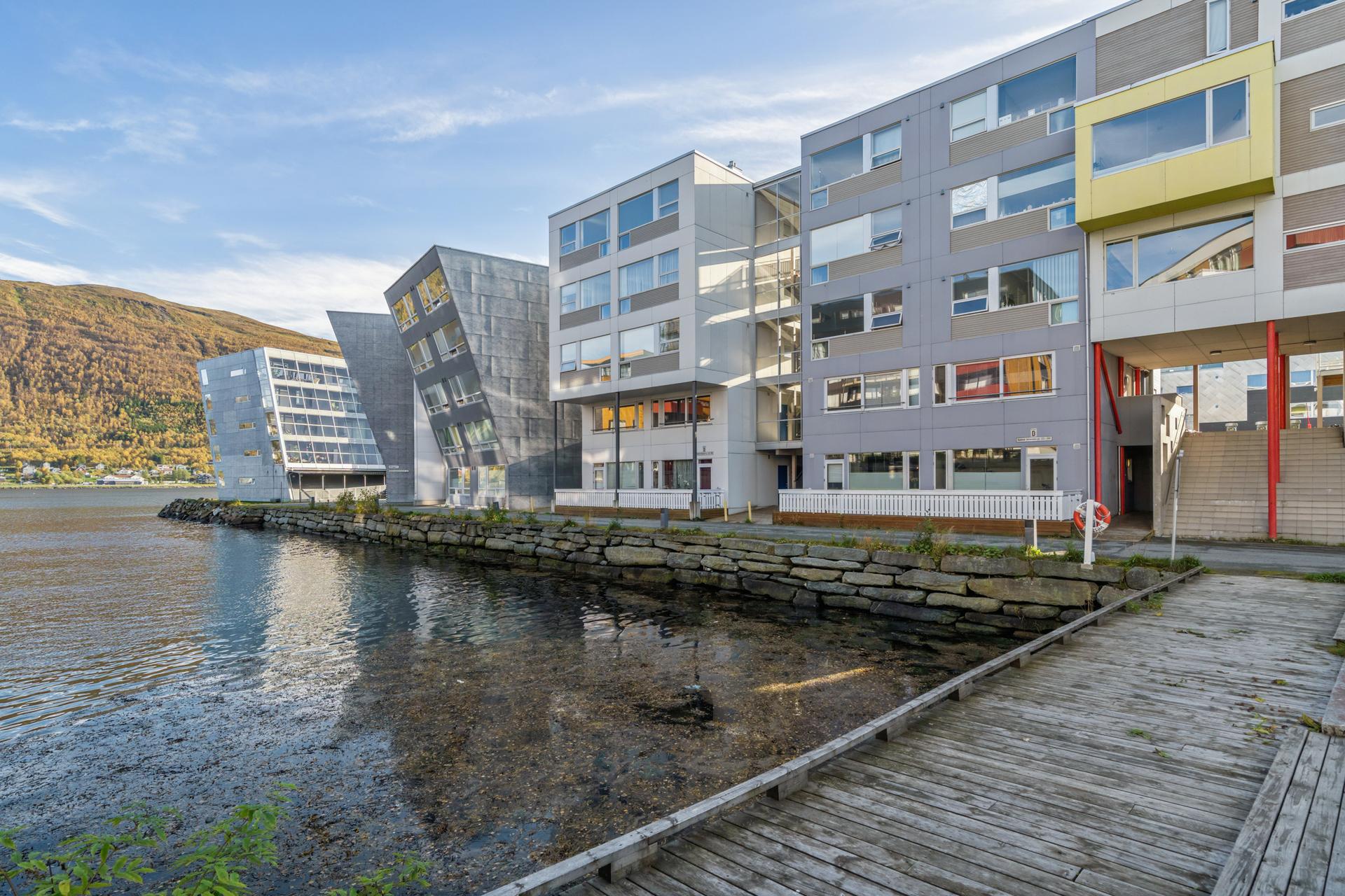 Velkommen til Hjalmar Johansens Gate 254! Foto: EFKT. Bilde nummer 1 av 3