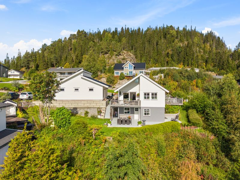 Kløyvabergvegen 6